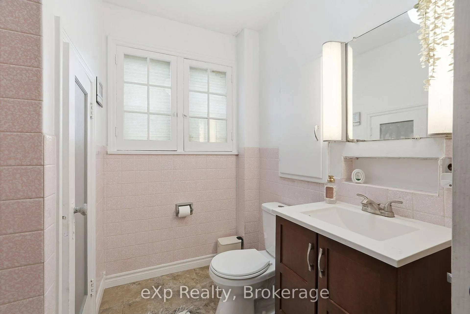Photo 65 of 415 Gibson Street, Brockton — HOMEH