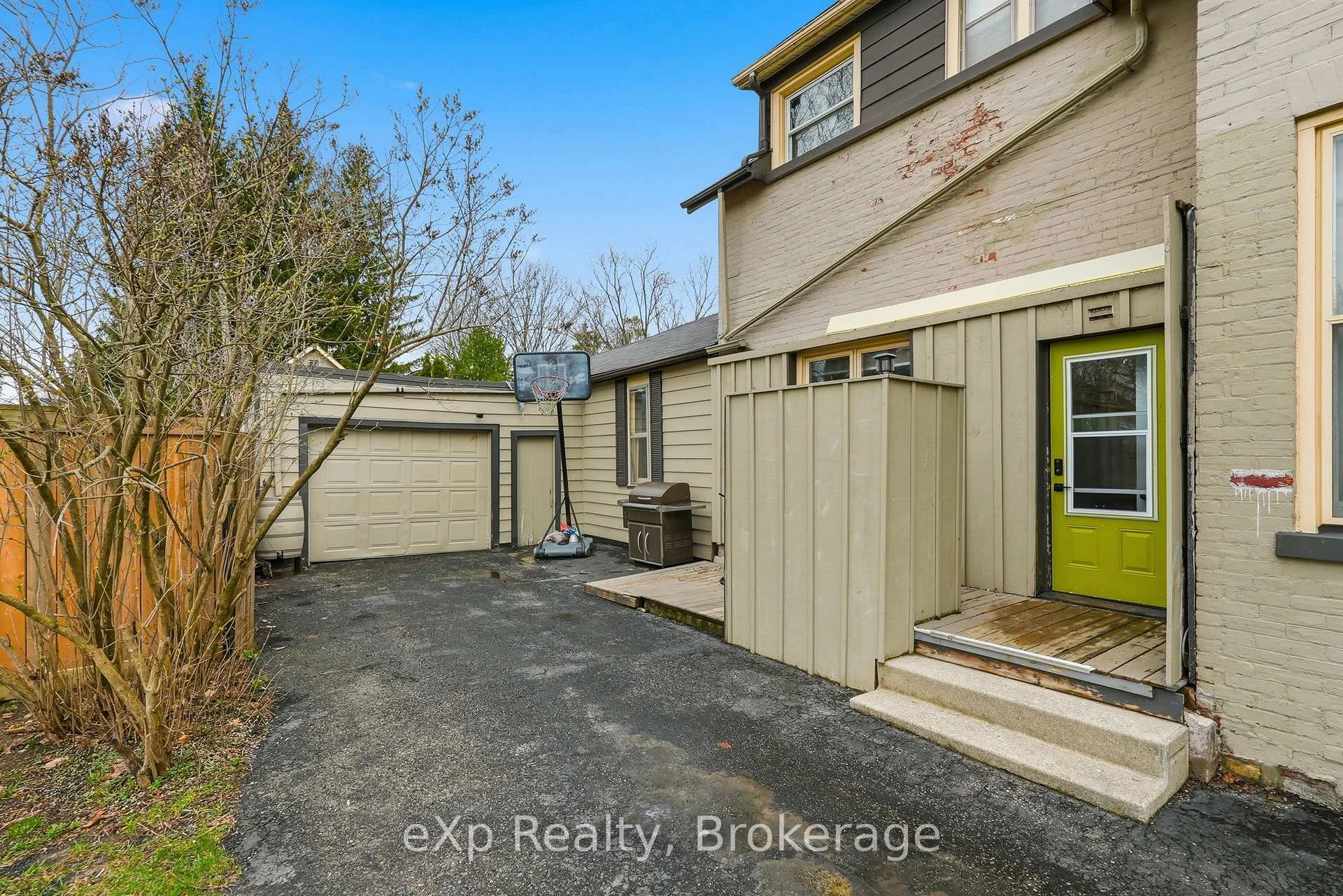 Photo 8 of 415 Gibson Street, Brockton — HOMEH