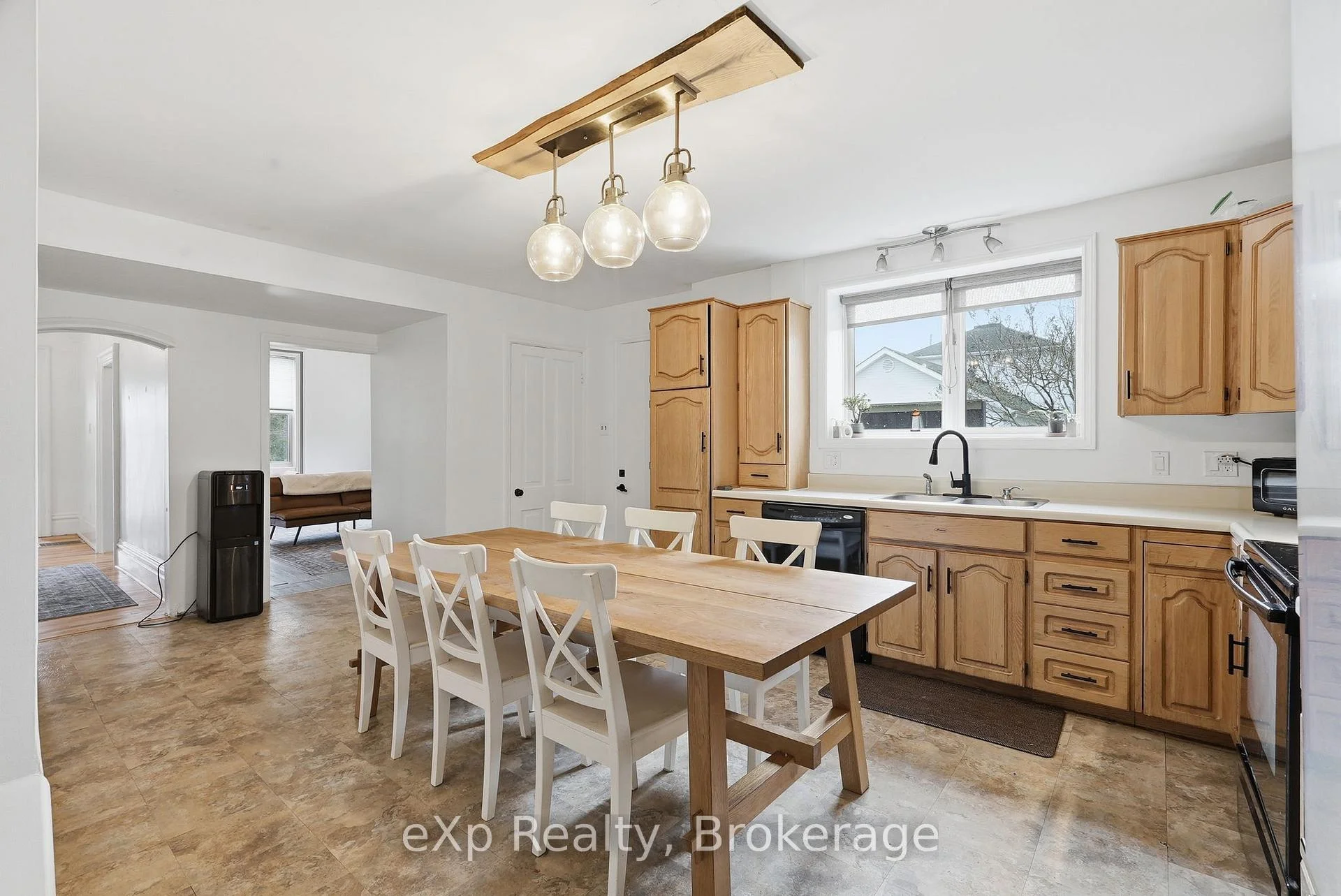 Photo 21 of 415 Gibson Street, Brockton — HOMEH