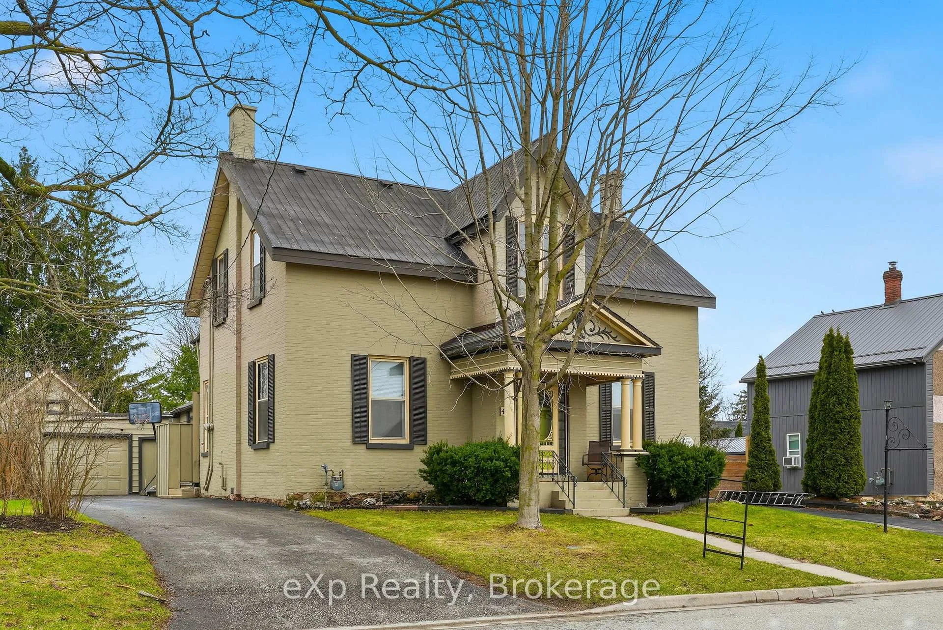 Photo 91 of 415 Gibson Street, Brockton — HOMEH