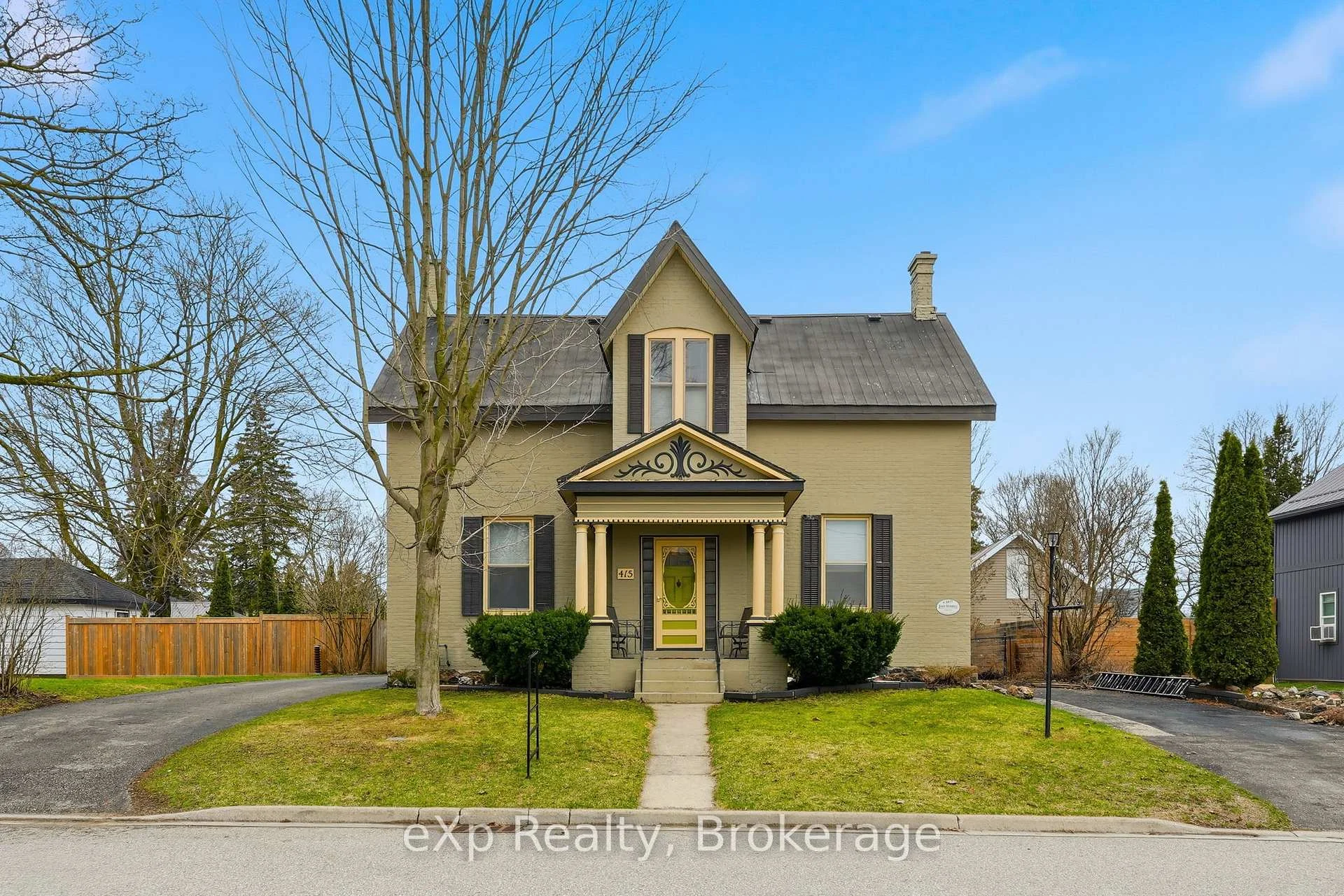 Photo 93 of 415 Gibson Street, Brockton — HOMEH