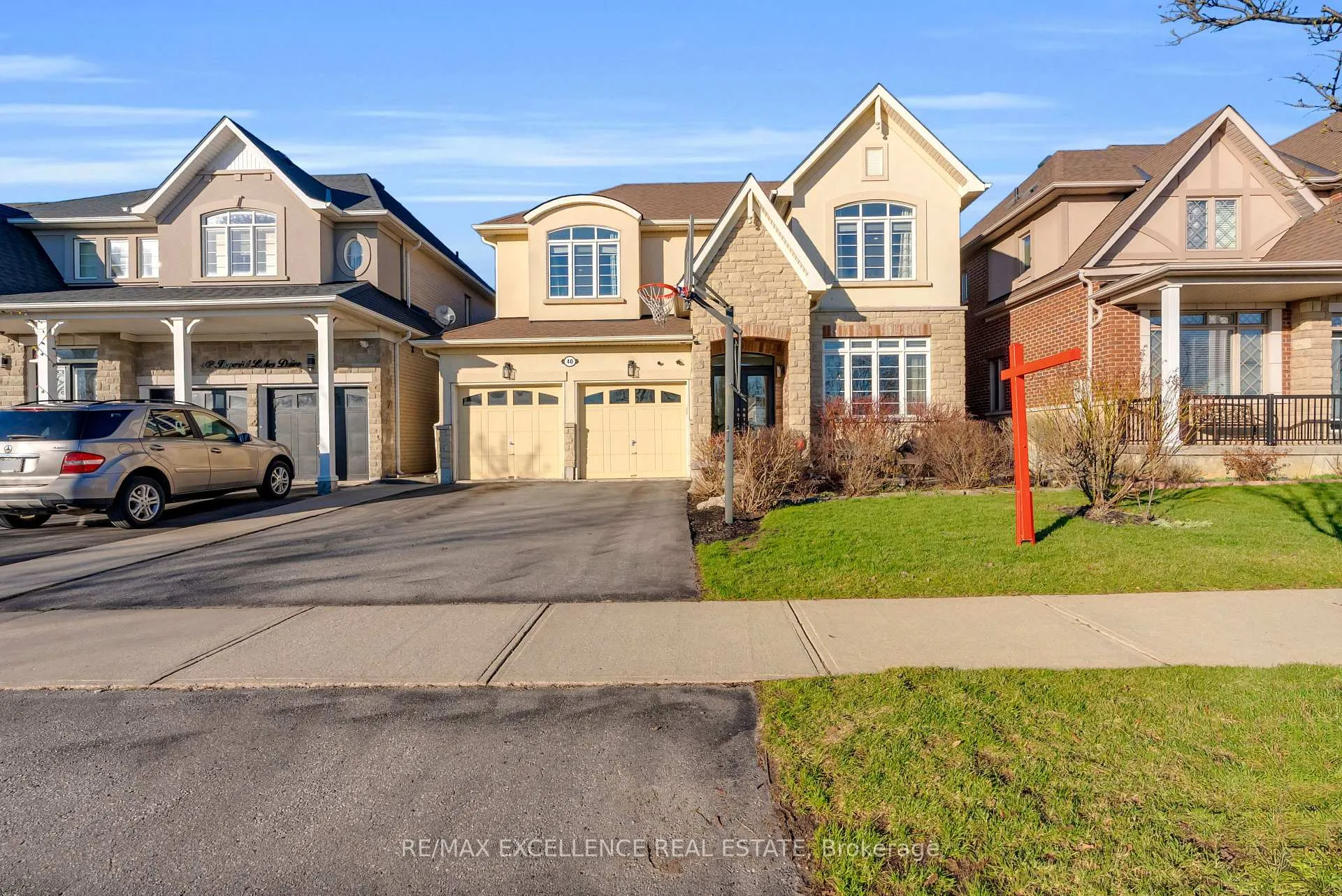 Photo 2 of 40 Imperial Lakes Drive, Brampton, Bram East — HOMEH