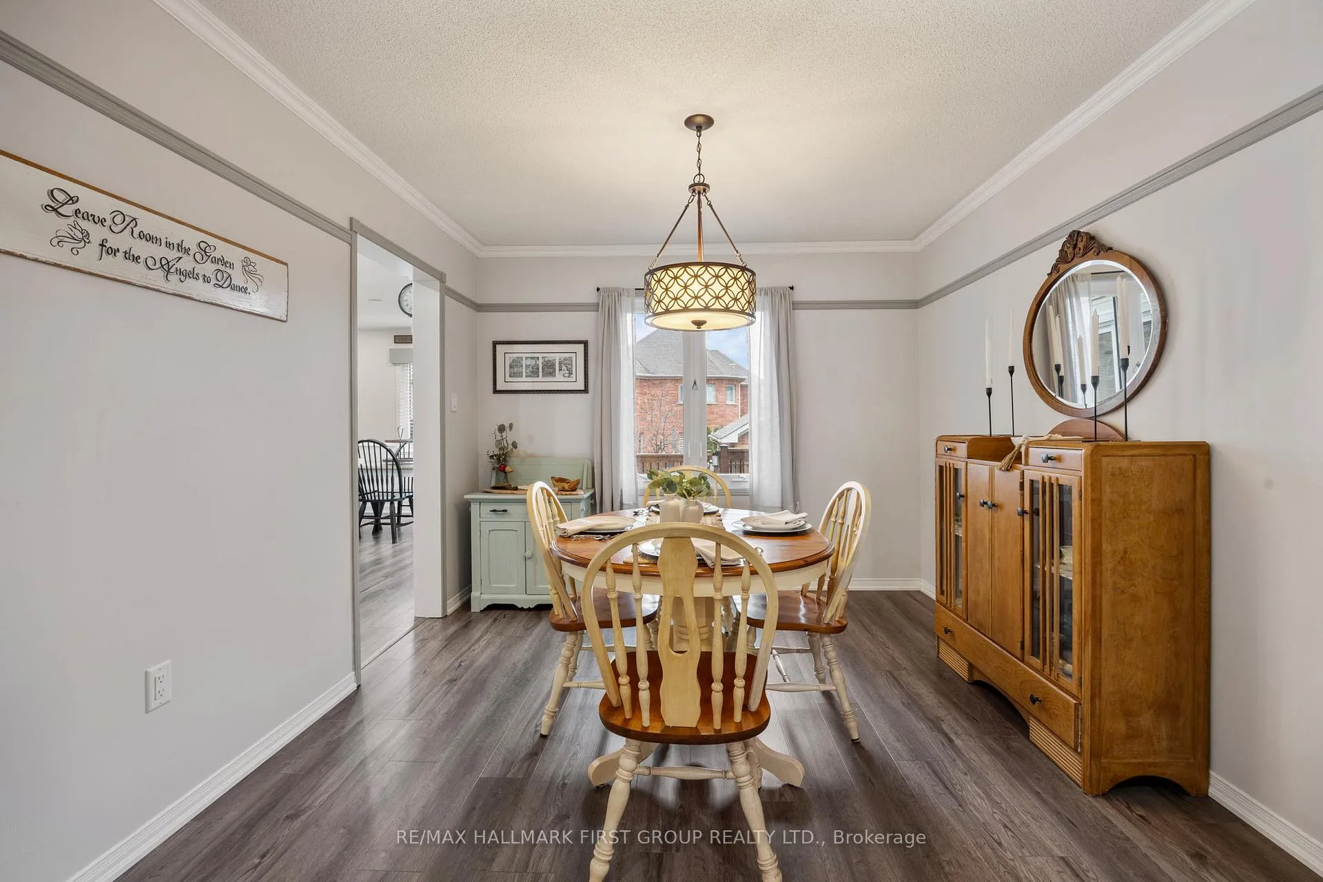 Photo 7 of 5 Knox Crescent, Whitby, Brooklin — HOMEH