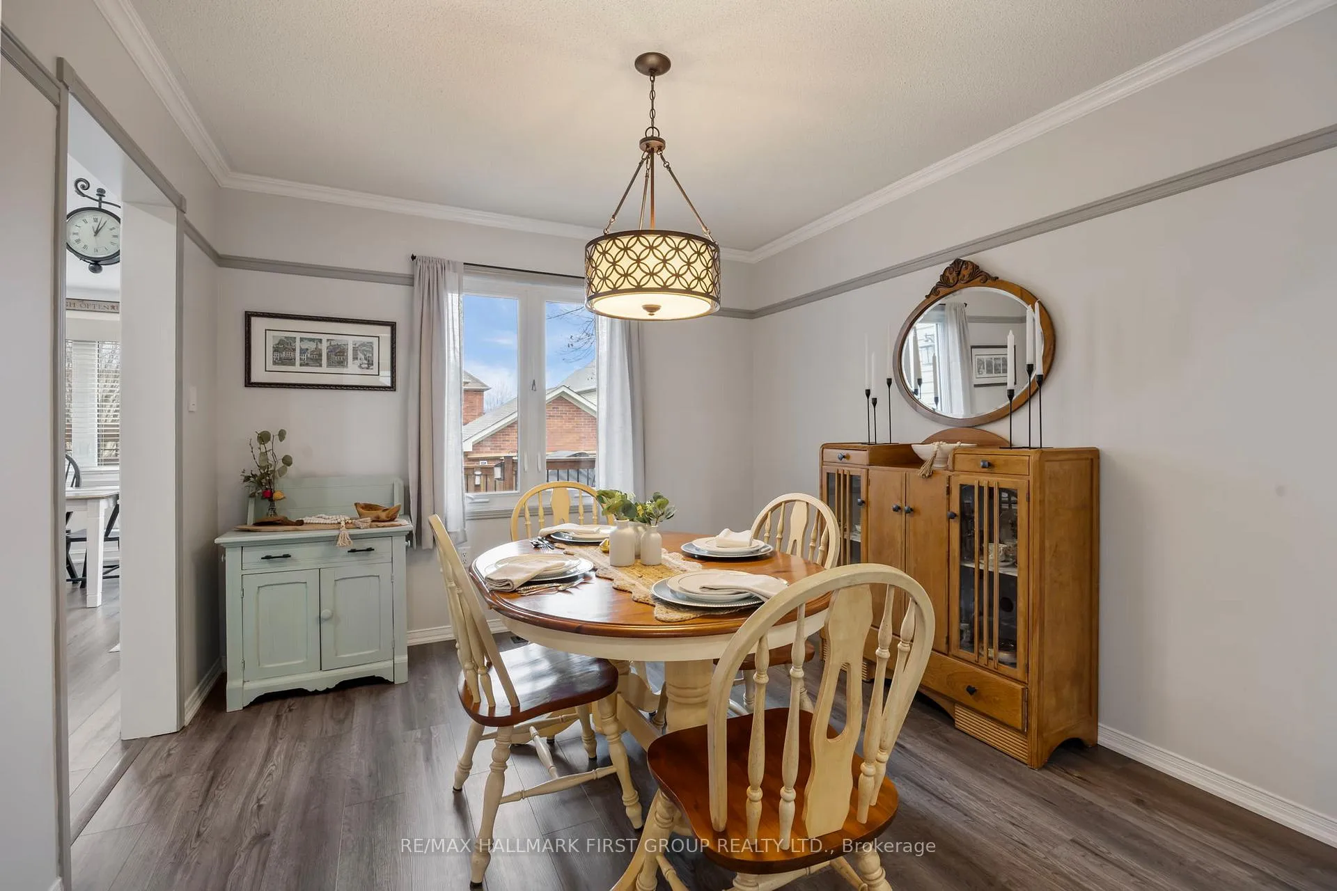 Photo 8 of 5 Knox Crescent, Whitby, Brooklin — HOMEH