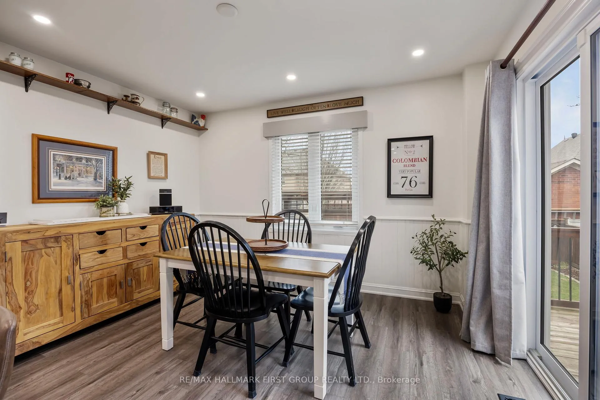 Photo 12 of 5 Knox Crescent, Whitby, Brooklin — HOMEH