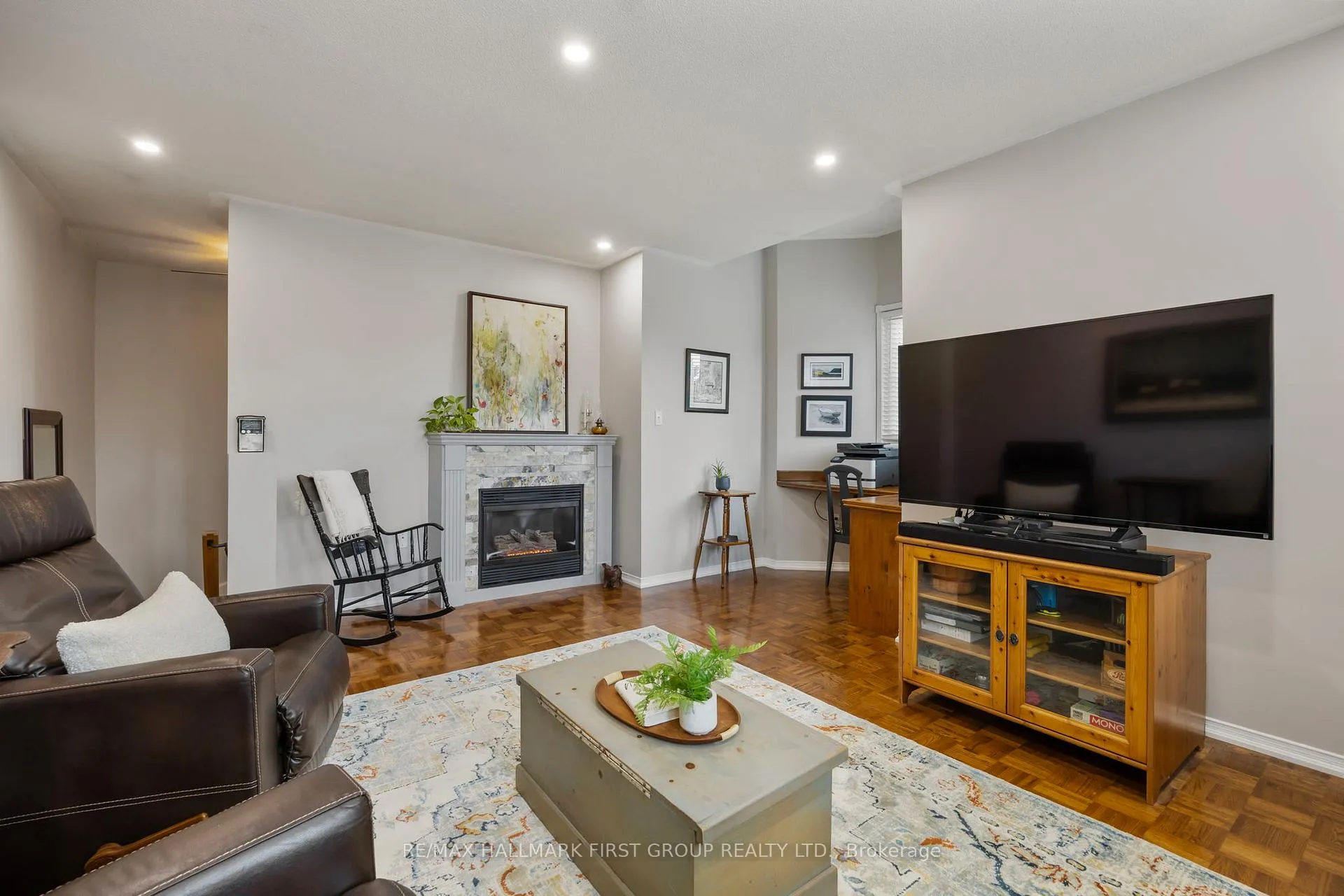 Photo 15 of 5 Knox Crescent, Whitby, Brooklin — HOMEH