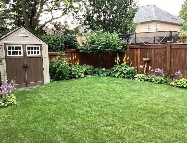 Photo 44 of 5 Knox Crescent, Whitby, Brooklin — HOMEH