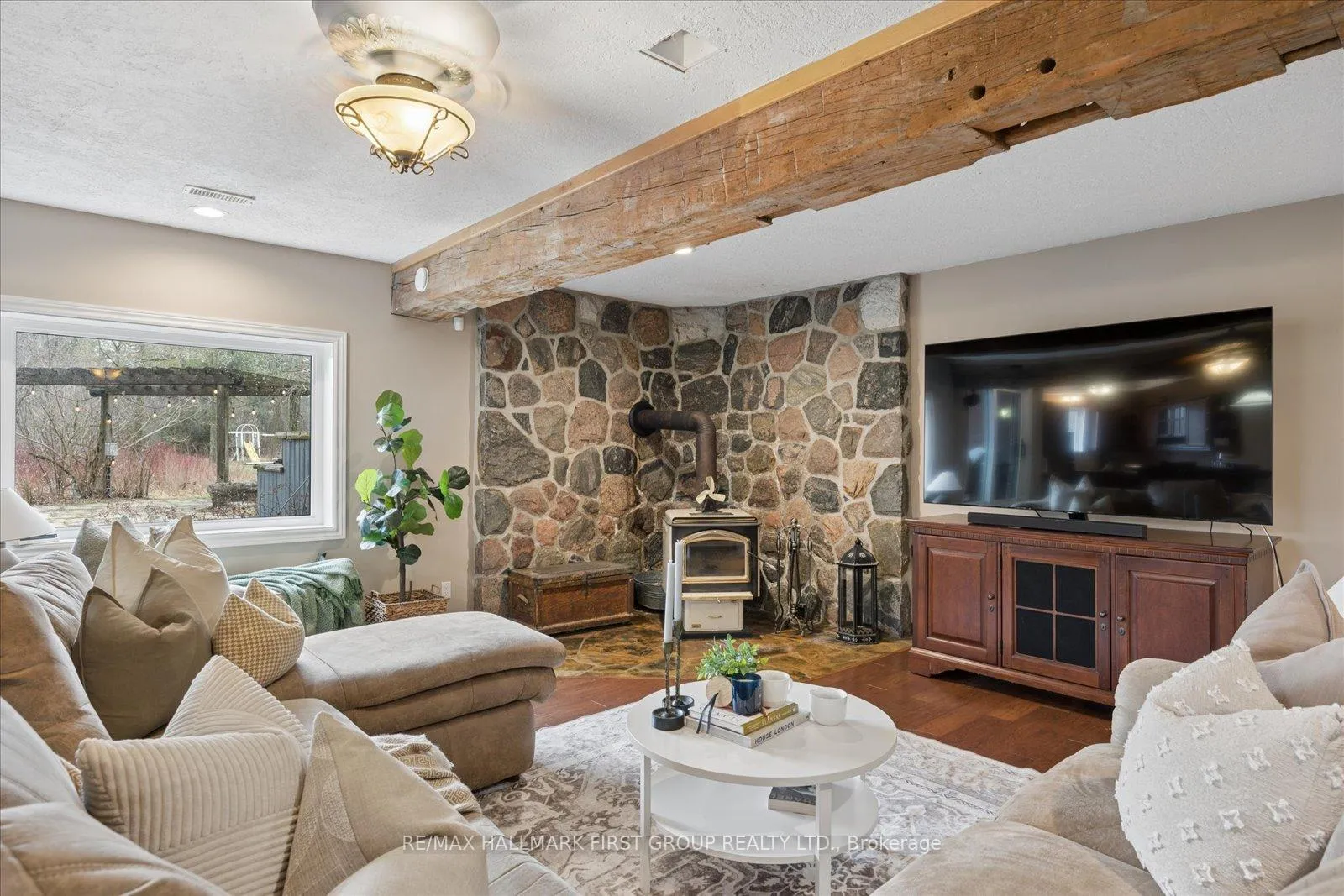 Photo 26 of 4655 Sideline 6, Pickering, Rural Pickering — HOMEH