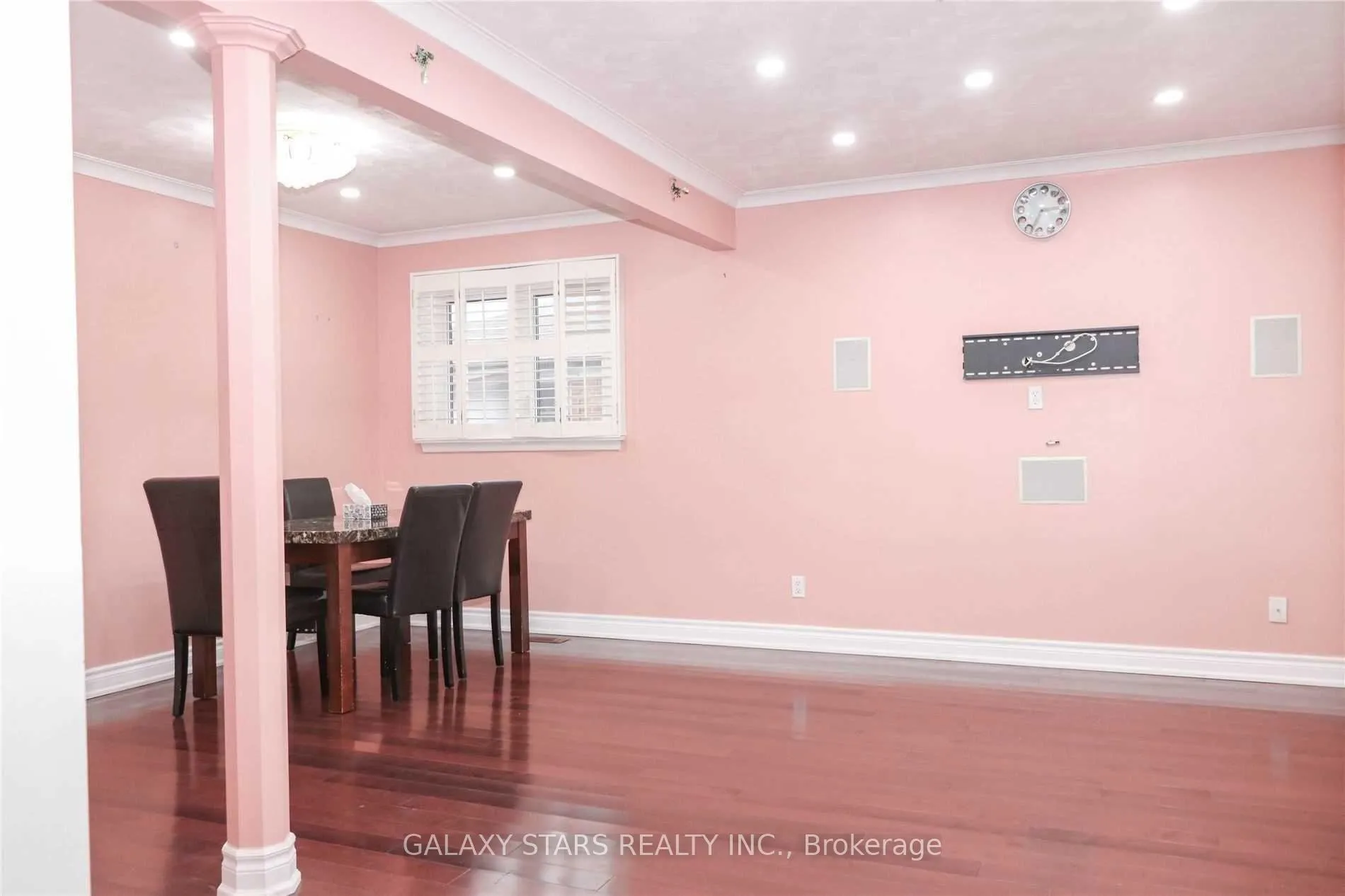 Photo 5 of Unit Main, 82 Nelson Street, Scarborough, Woburn — HOMEH