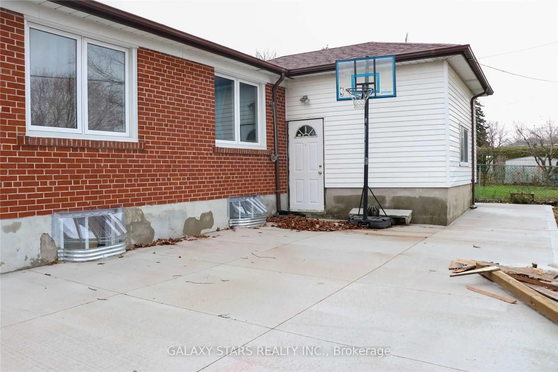 Photo 17 of Unit Main, 82 Nelson Street, Scarborough, Woburn — HOMEH