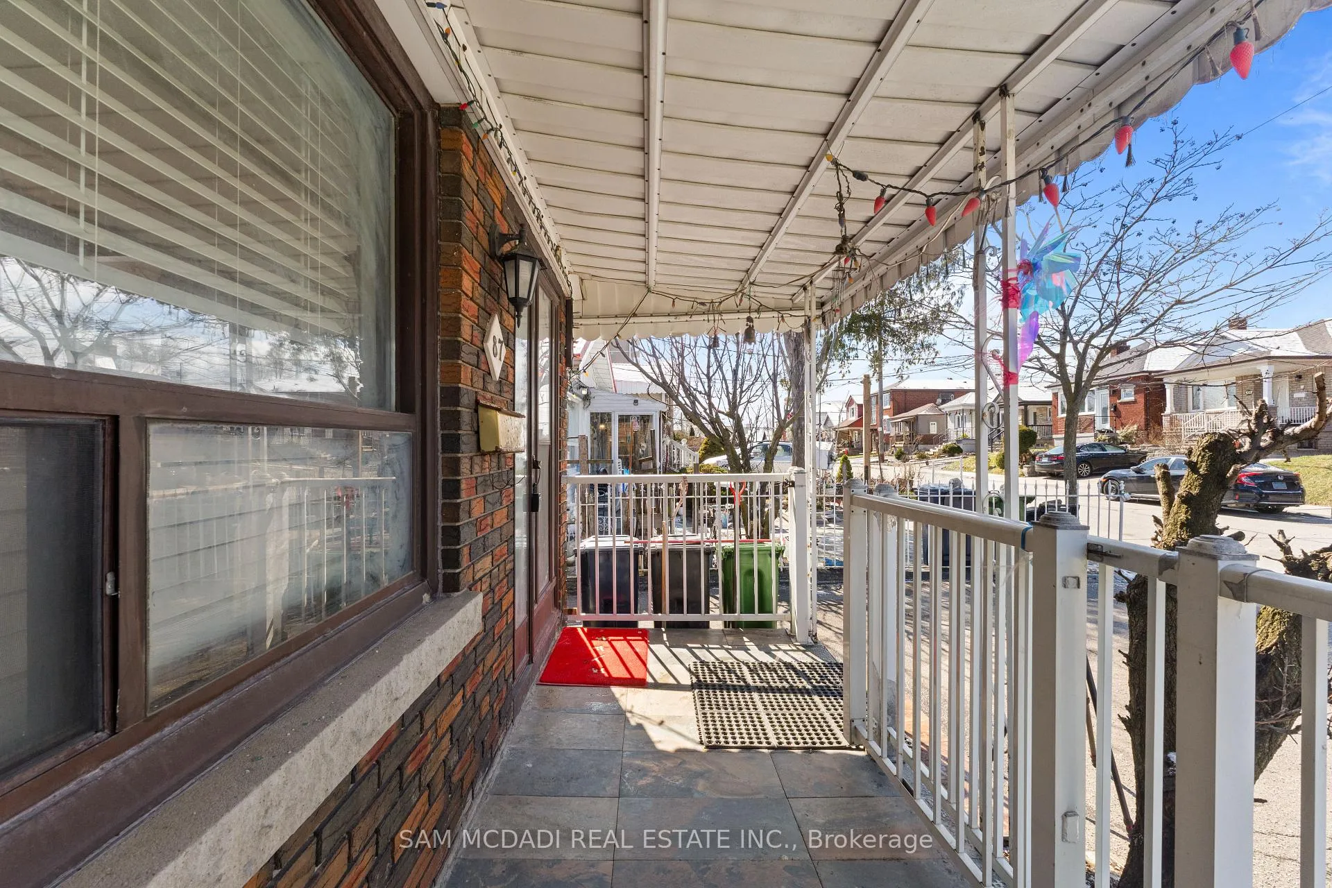 Photo 4 of 87 Dynevor Road, Toronto, Caledonia-Fairbank — HOMEH