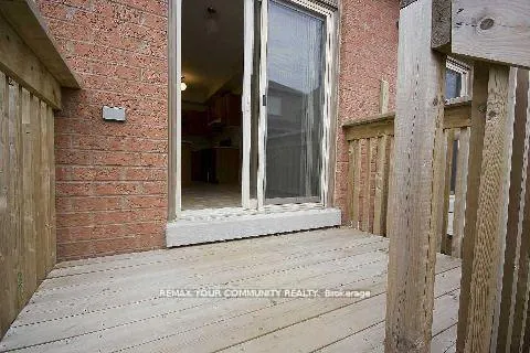Photo 5 of 47 Gauguin Avenue, Vaughan, Patterson — HOMEH