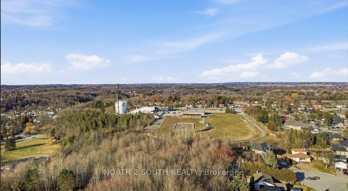 Photo 65 of 182 Ridge Road, Caledon, Bolton West — HOMEH
