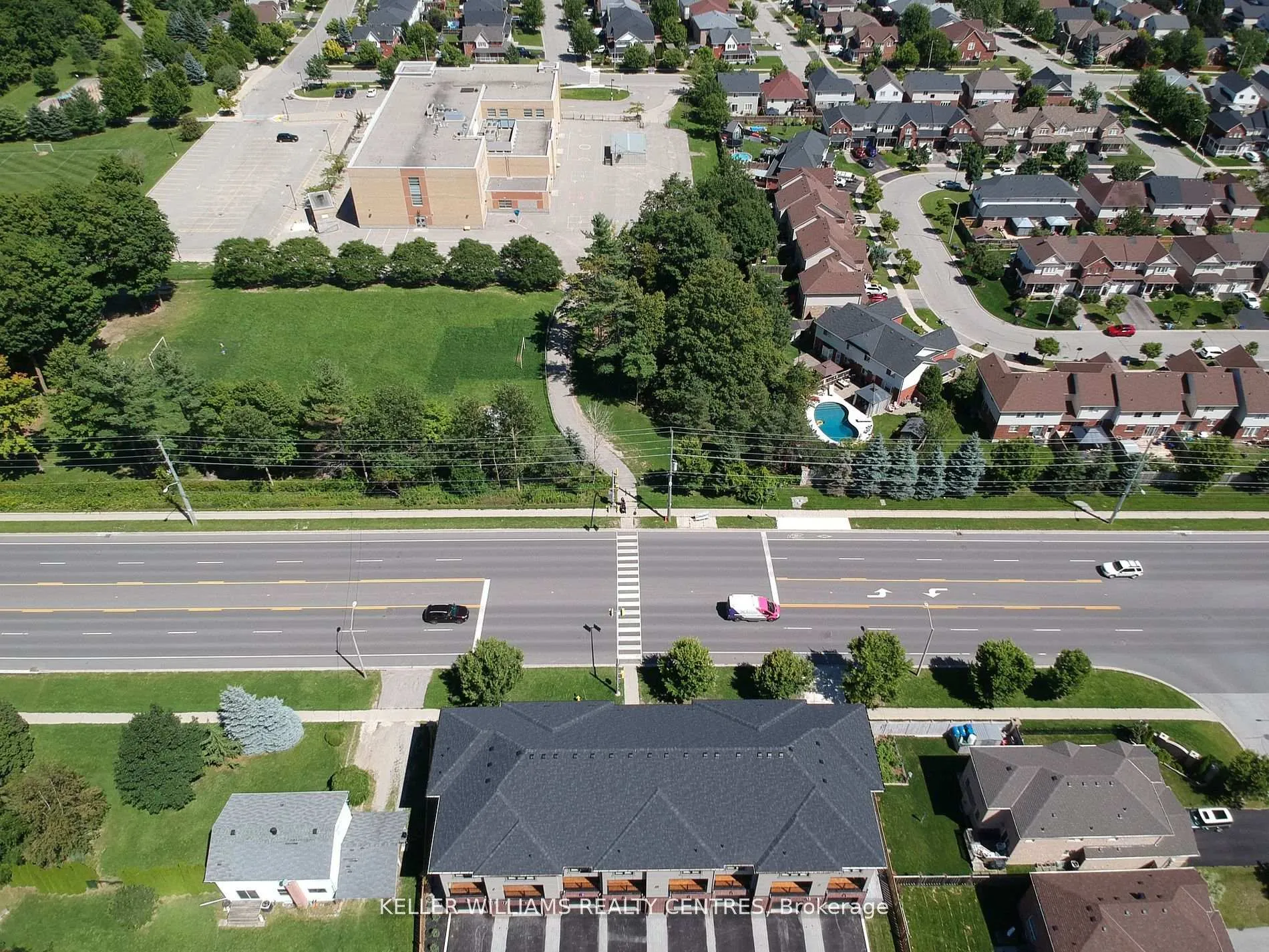 Photo 28 of 450 Veterans Drive, Barrie, Holly — HOMEH