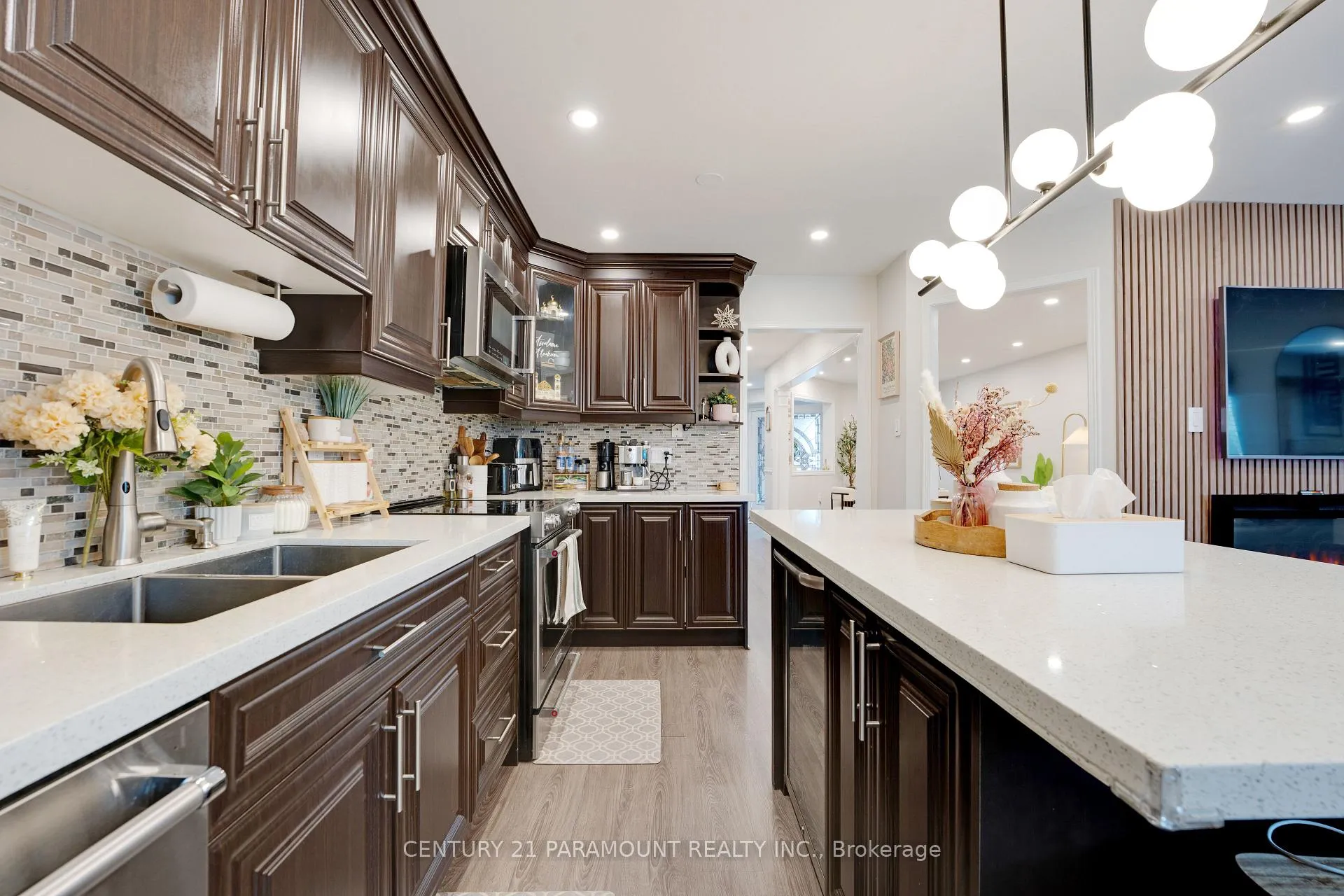 Photo 19 of 77 Tumbleweed Trail, Brampton, Fletcher's Creek South — HOMEH