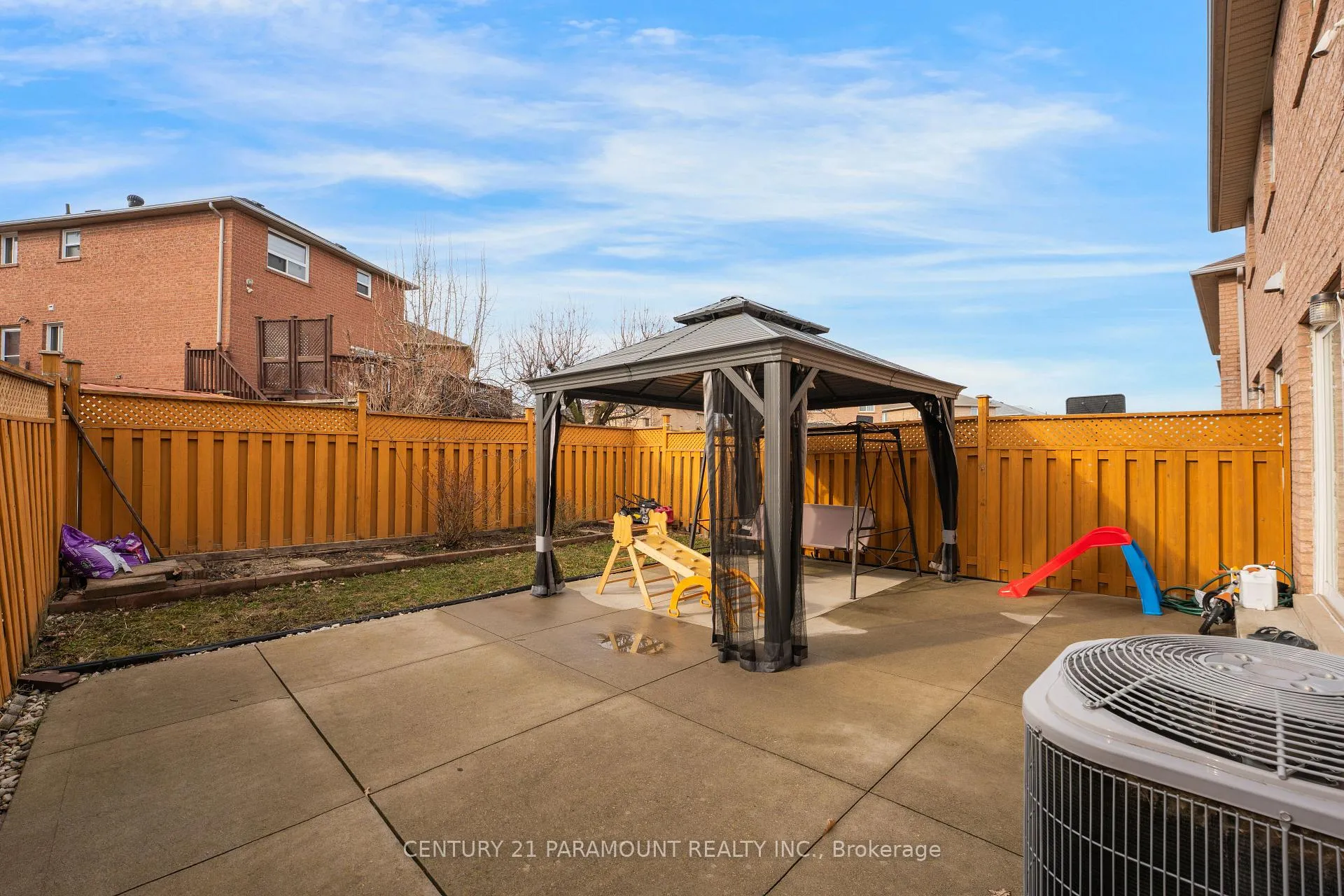 Photo 50 of 77 Tumbleweed Trail, Brampton, Fletcher's Creek South — HOMEH