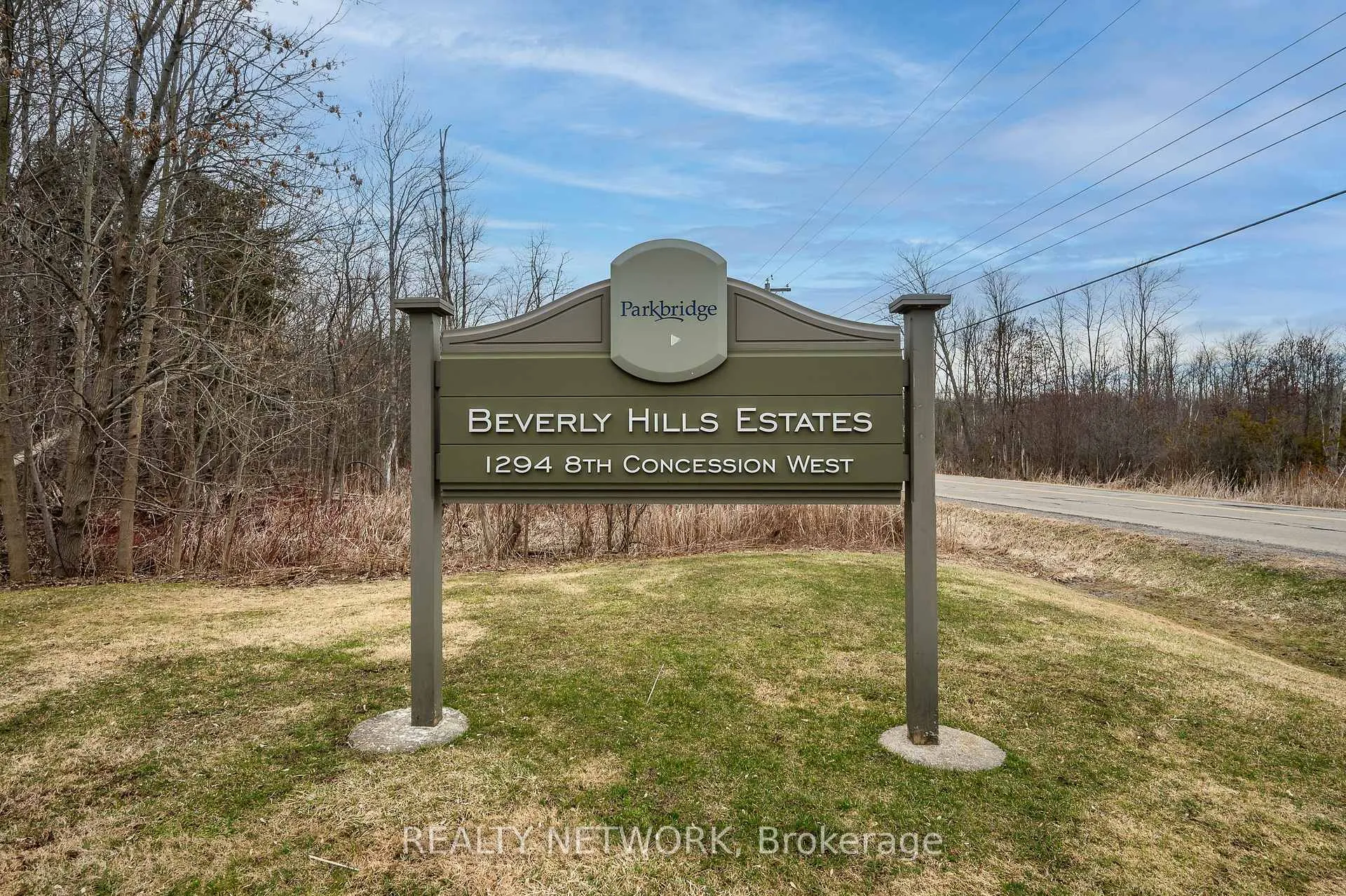 Photo 1 of 157 Maple Crescent, Hamilton, Rural Flamborough — HOMEH