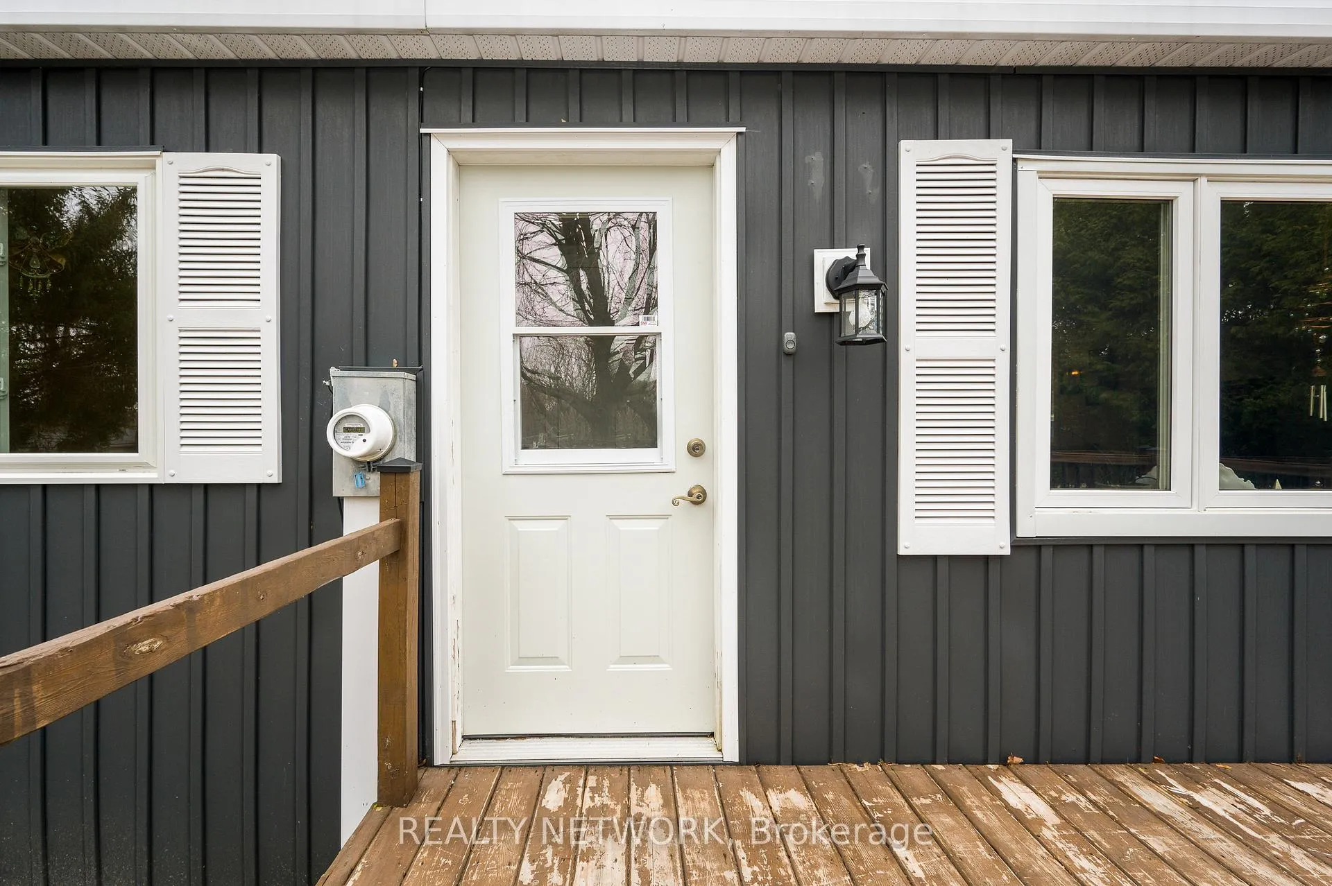 Photo 7 of 157 Maple Crescent, Hamilton, Rural Flamborough — HOMEH