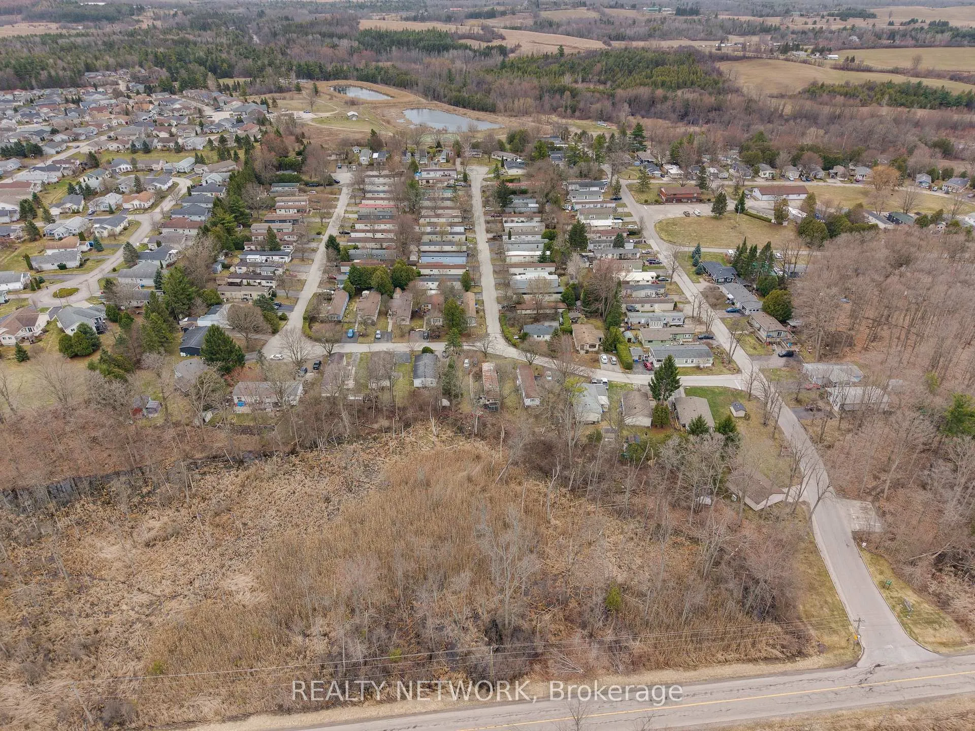 Photo 37 of 157 Maple Crescent, Hamilton, Rural Flamborough — HOMEH