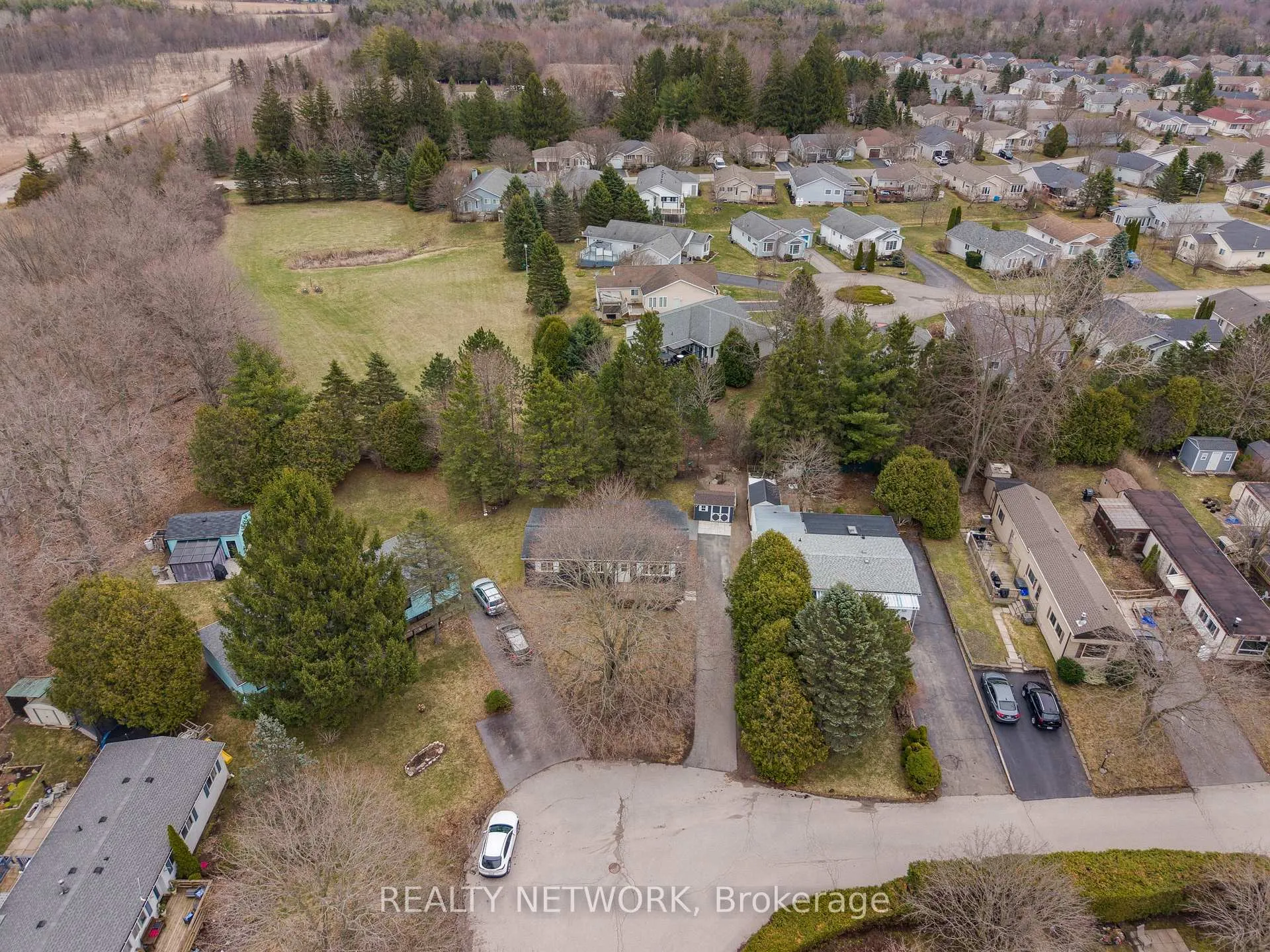 Photo 41 of 157 Maple Crescent, Hamilton, Rural Flamborough — HOMEH