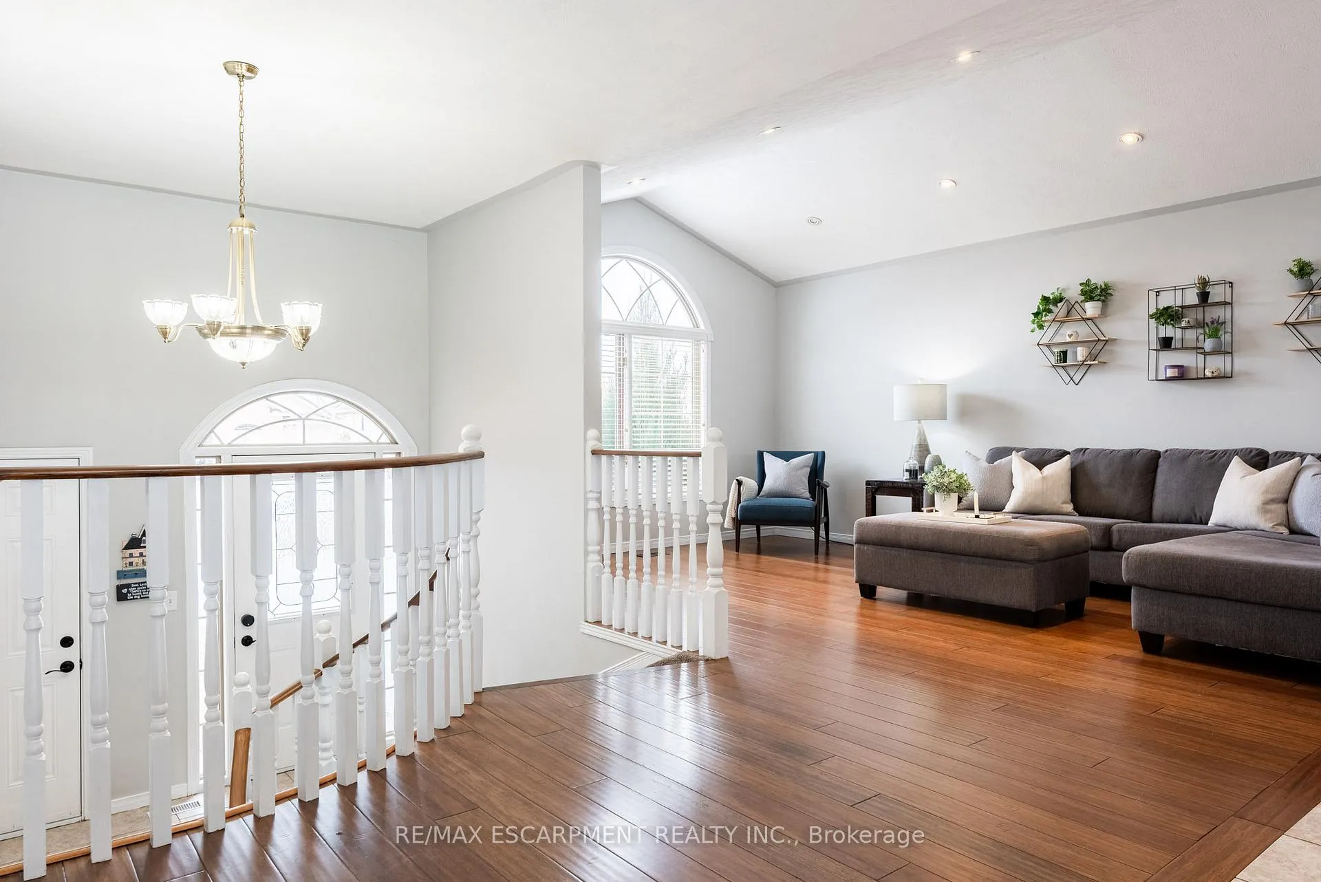 Photo 7 of 62 Mission Road, Brantford, Echo Place — HOMEH