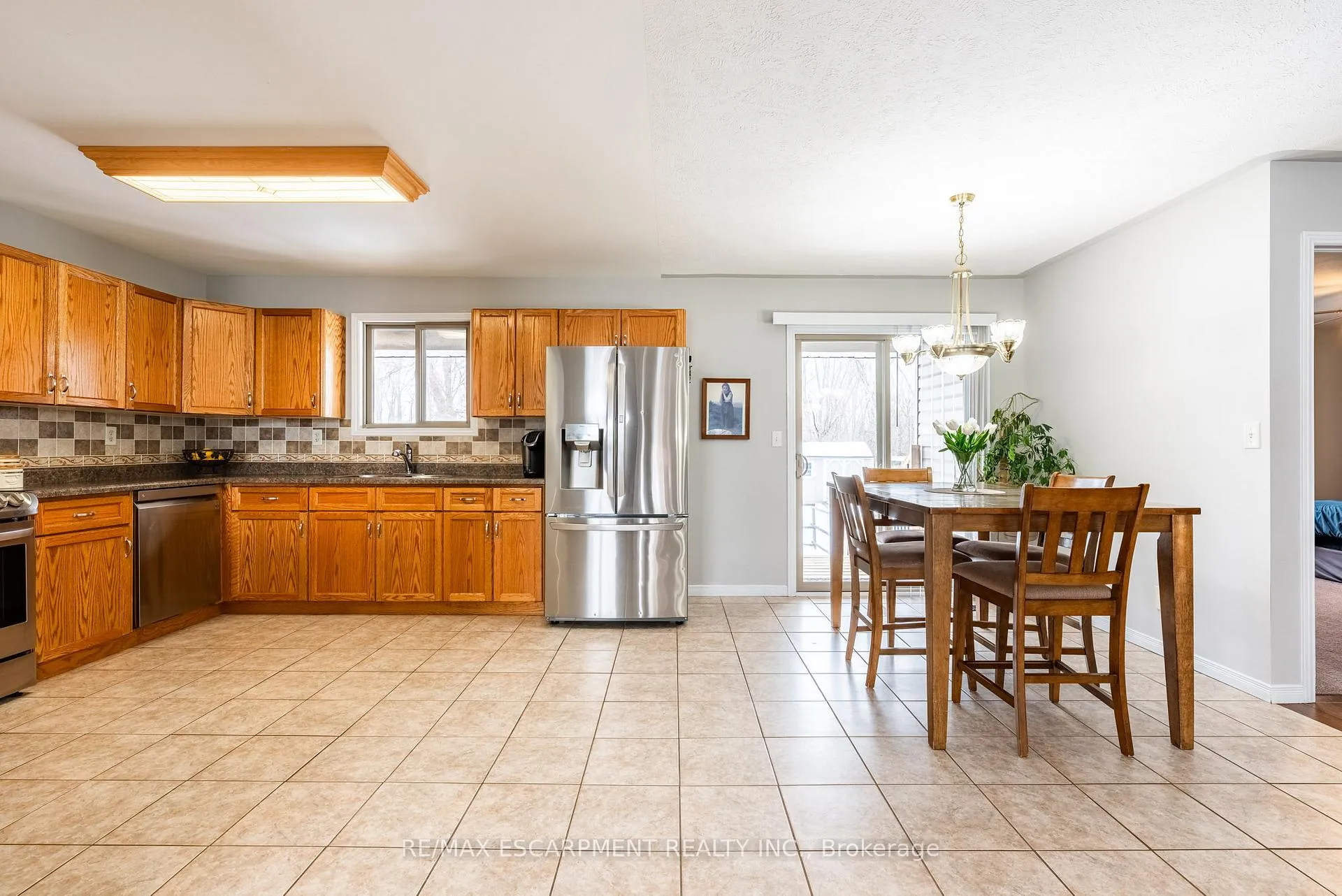 Photo 14 of 62 Mission Road, Brantford, Echo Place — HOMEH