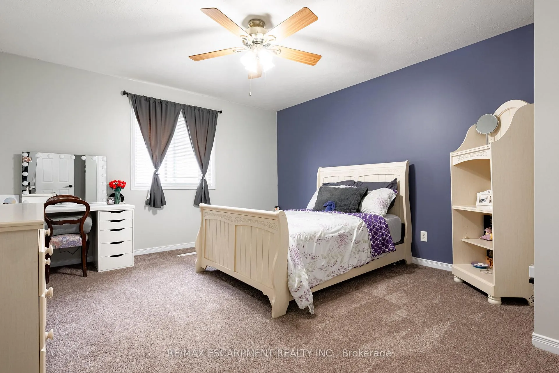 Photo 23 of 62 Mission Road, Brantford, Echo Place — HOMEH
