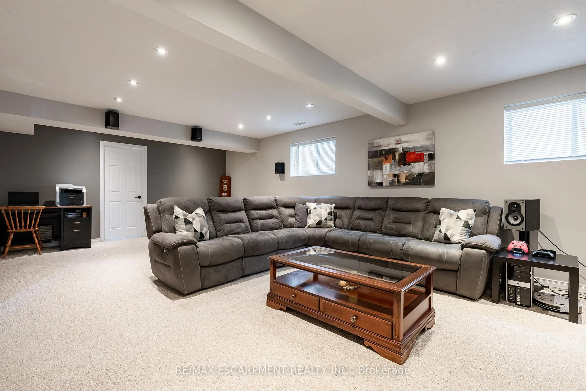 Photo 26 of 62 Mission Road, Brantford, Echo Place — HOMEH