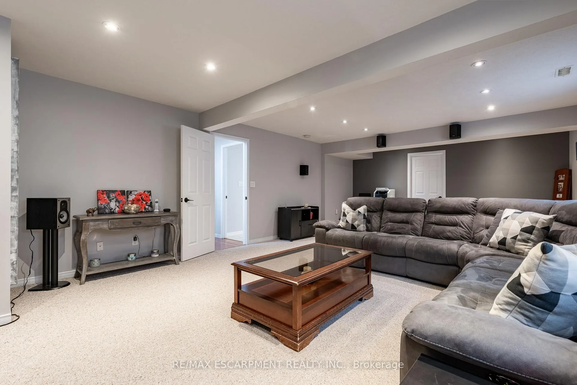 Photo 28 of 62 Mission Road, Brantford, Echo Place — HOMEH