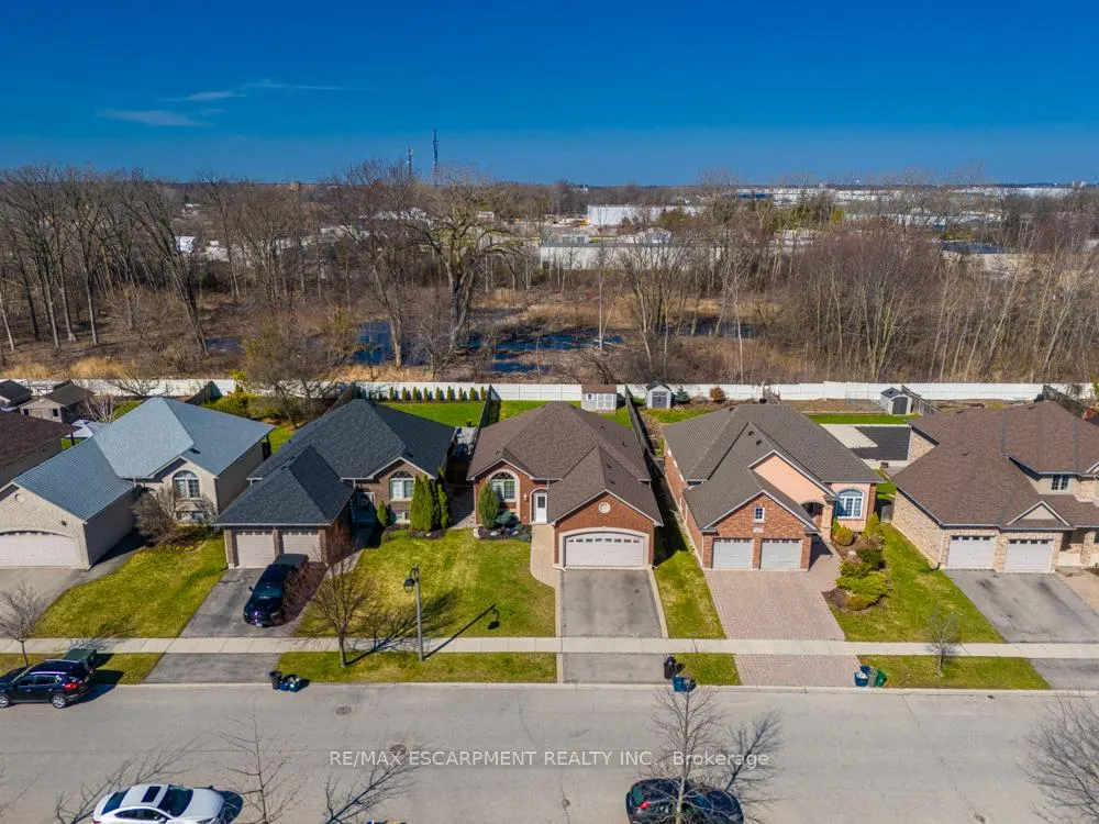 Photo 46 of 62 Mission Road, Brantford, Echo Place — HOMEH