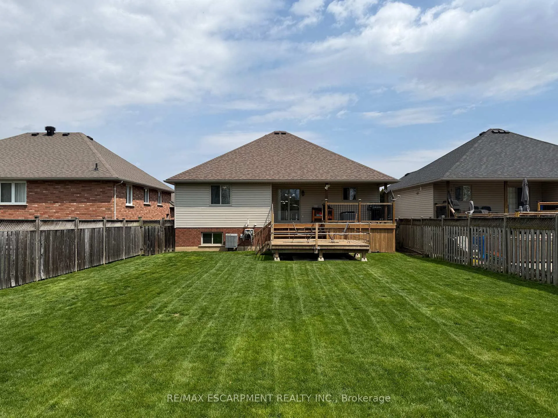 Photo 42 of 62 Mission Road, Brantford, Echo Place — HOMEH