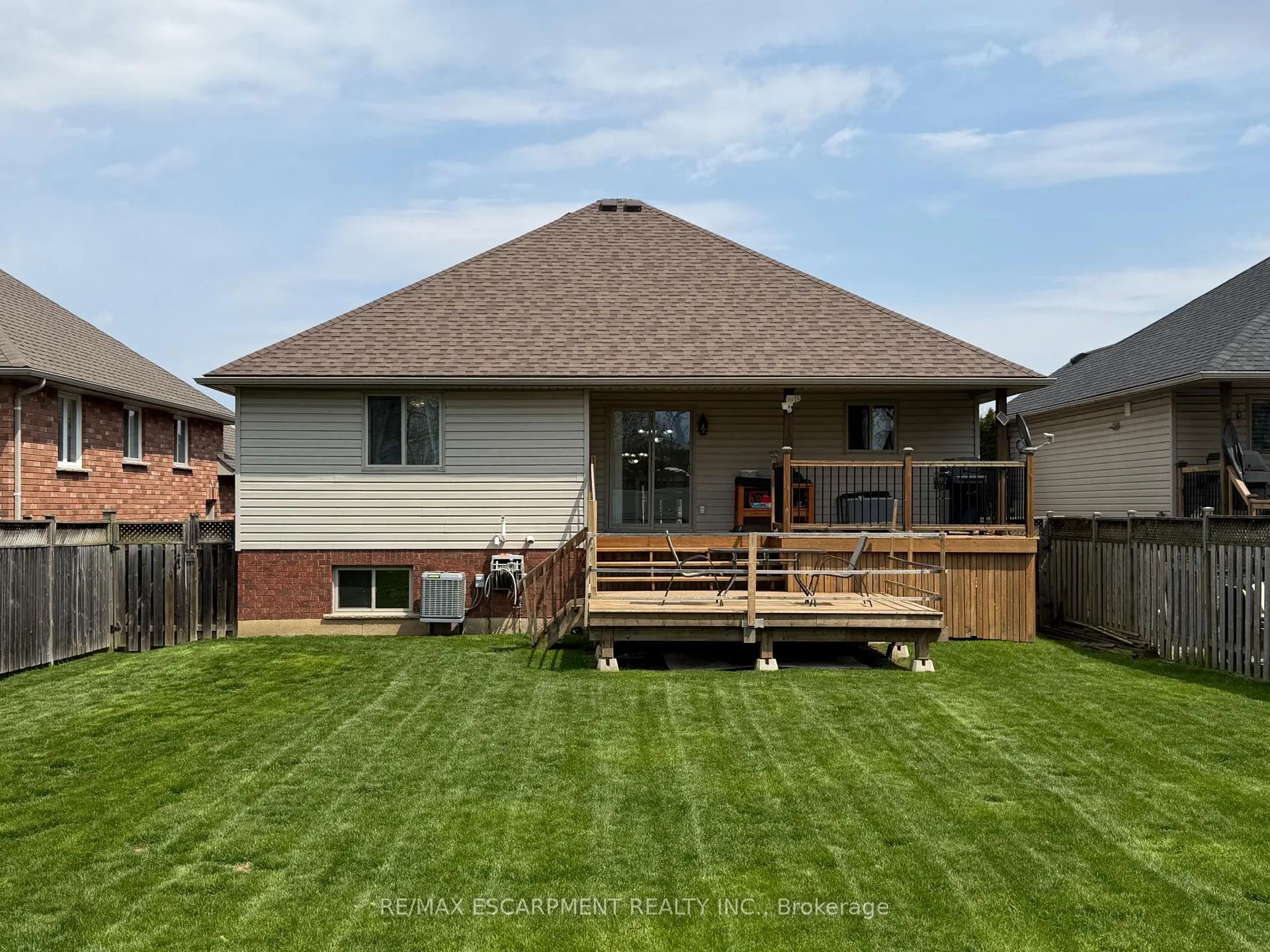 Photo 43 of 62 Mission Road, Brantford, Echo Place — HOMEH