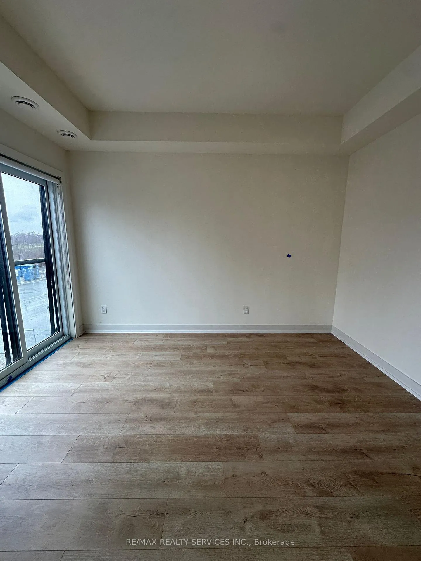 Photo 5 of Unit 315B, 16 Melbourne Avenue, St. Catharines, E. Chester — HOMEH
