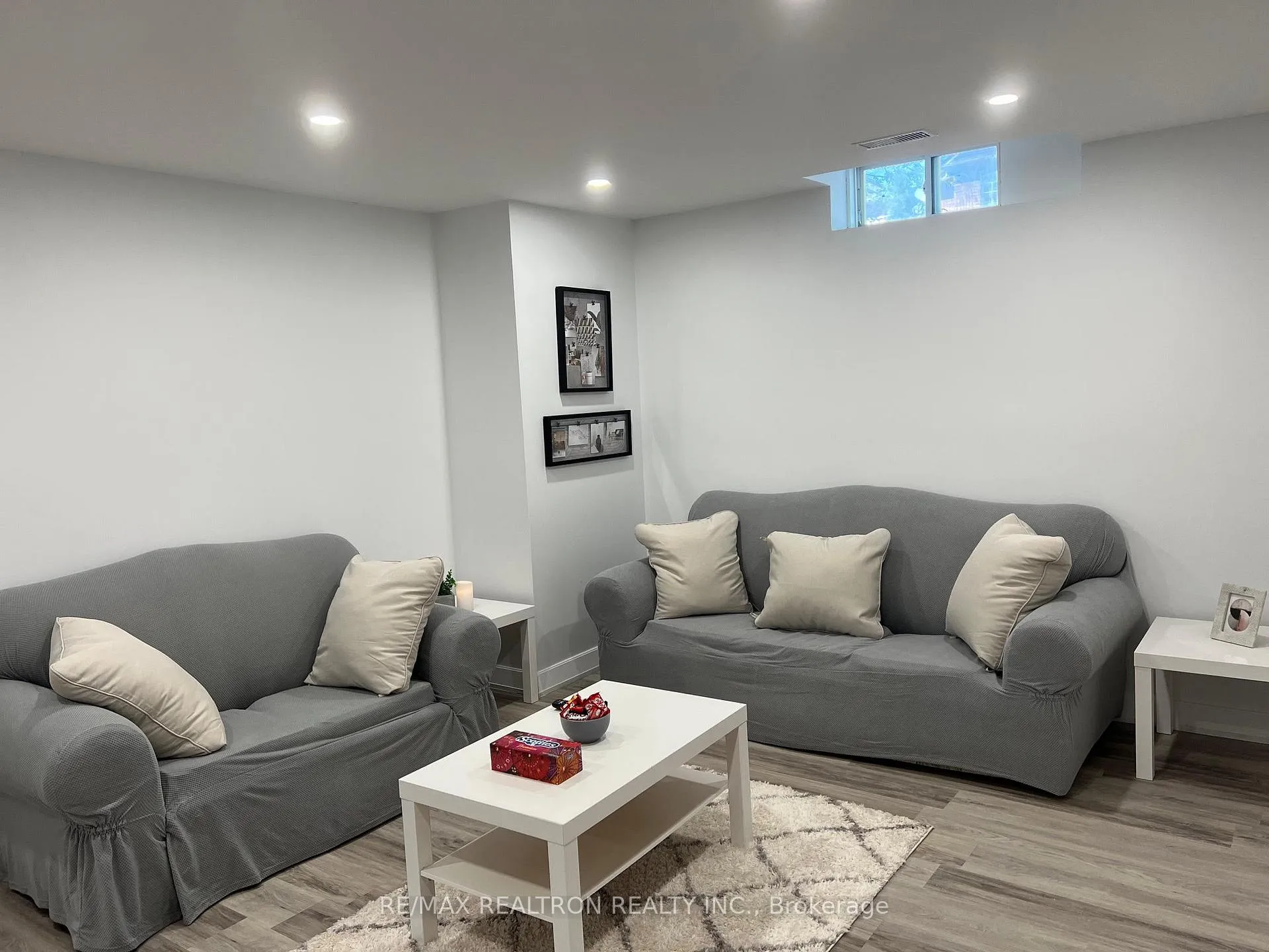 Photo 36 of 17 Delattaye Avenue, Aurora, Bayview Northeast — HOMEH