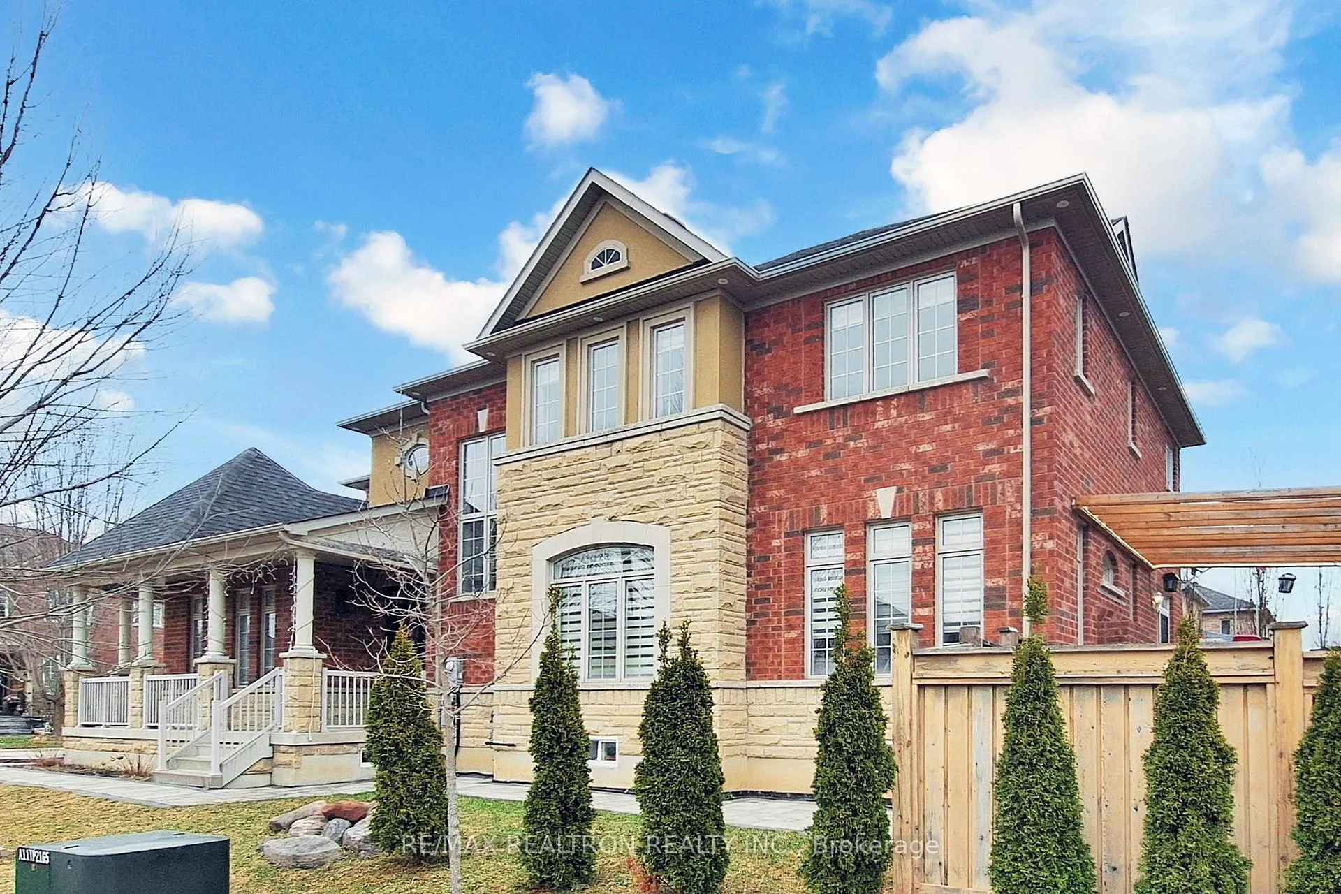 Photo 38 of 17 Delattaye Avenue, Aurora, Bayview Northeast — HOMEH