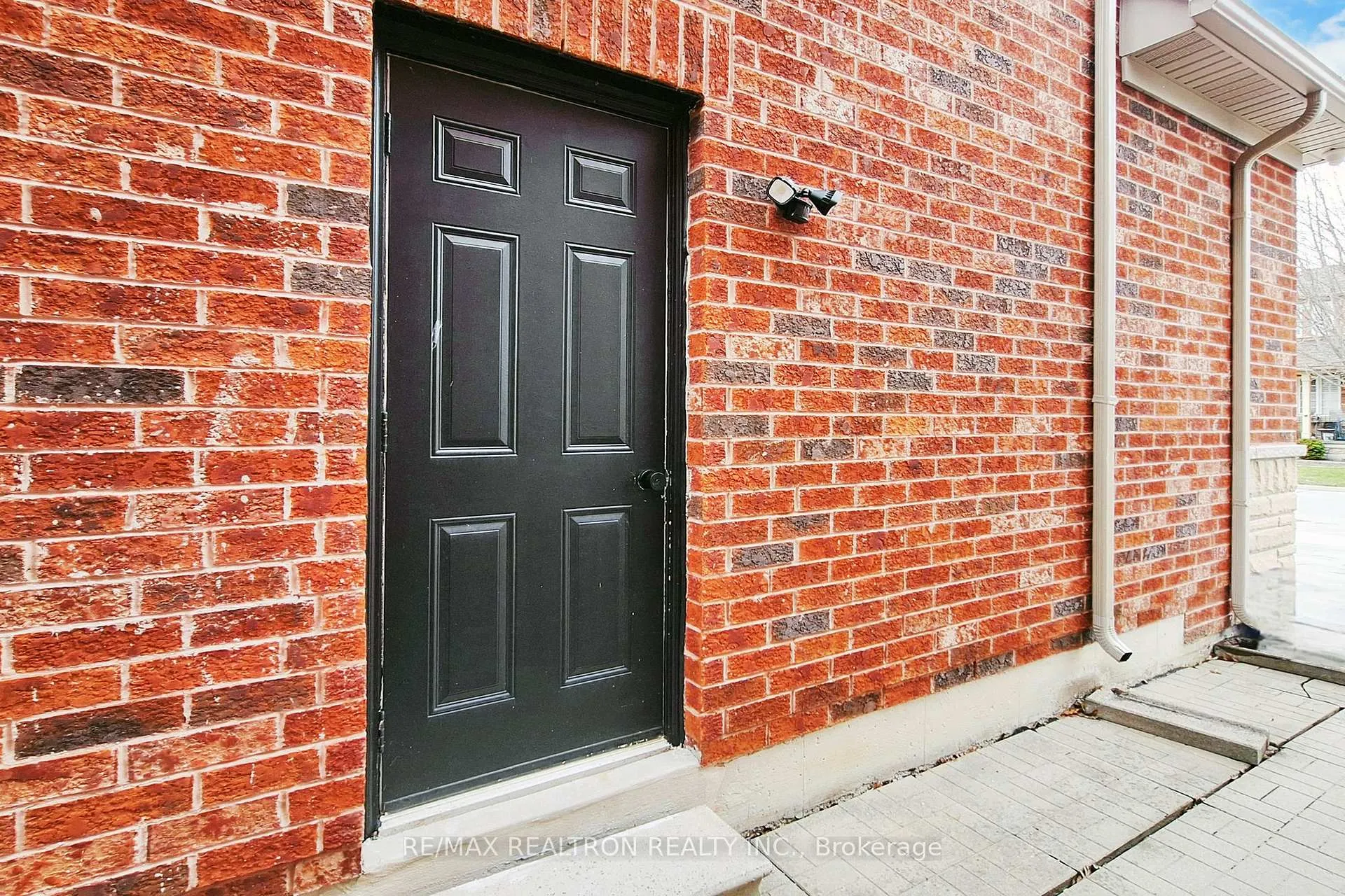 Photo 39 of 17 Delattaye Avenue, Aurora, Bayview Northeast — HOMEH