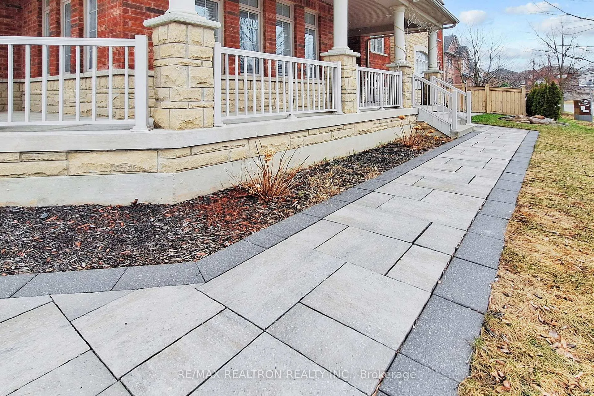 Photo 40 of 17 Delattaye Avenue, Aurora, Bayview Northeast — HOMEH
