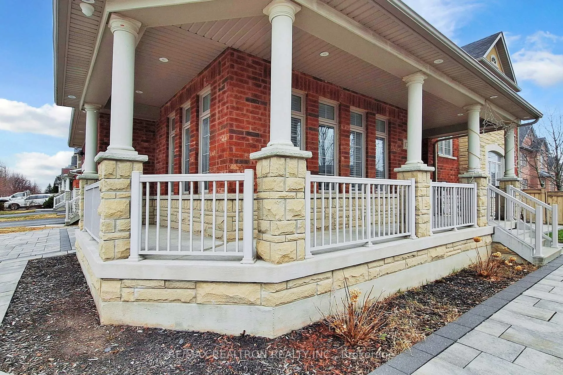 Photo 41 of 17 Delattaye Avenue, Aurora, Bayview Northeast — HOMEH