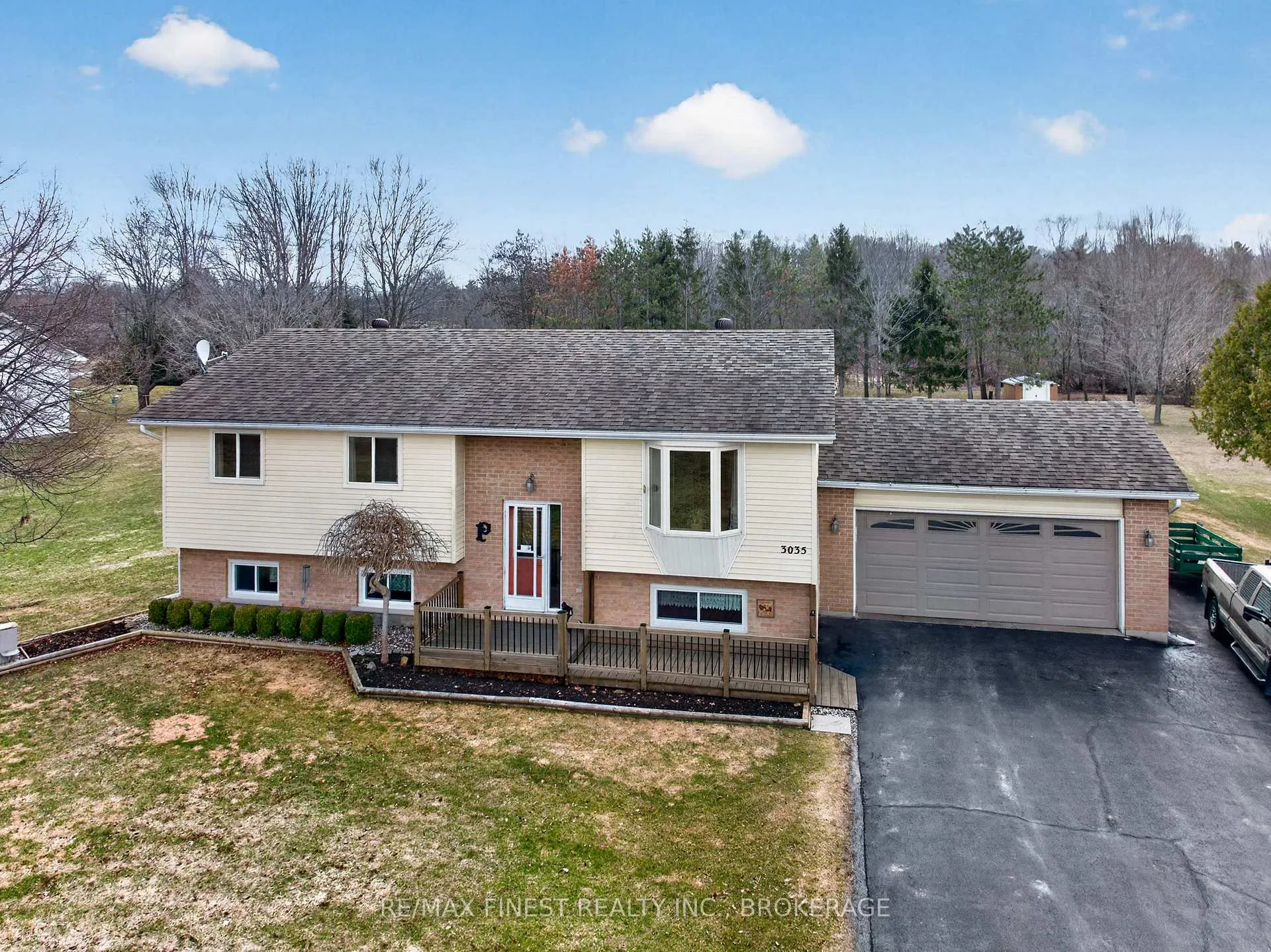 Photo 3 of 3035 Campbell Road, Frontenac, Frontenac South — HOMEH