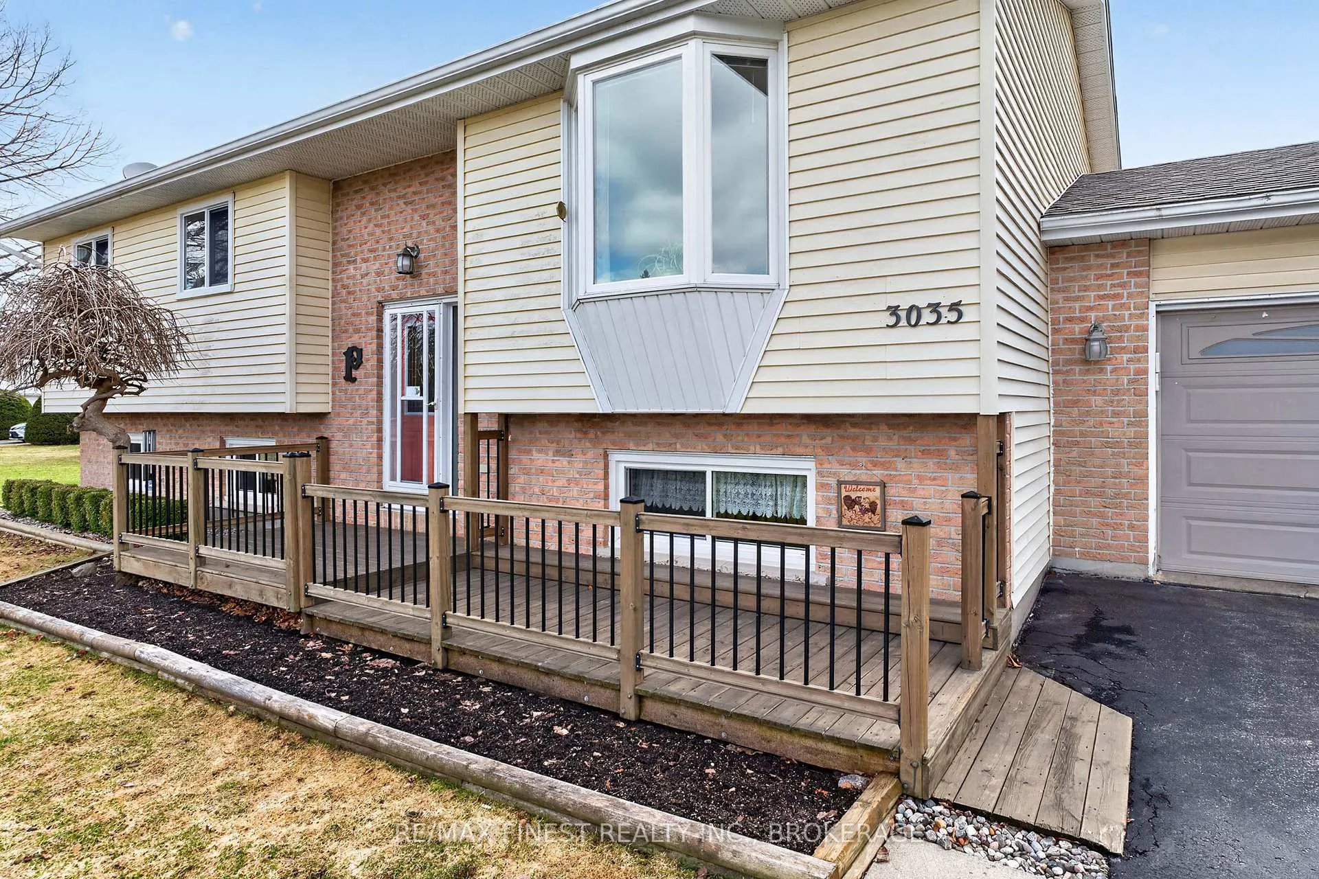 Photo 5 of 3035 Campbell Road, Frontenac, Frontenac South — HOMEH