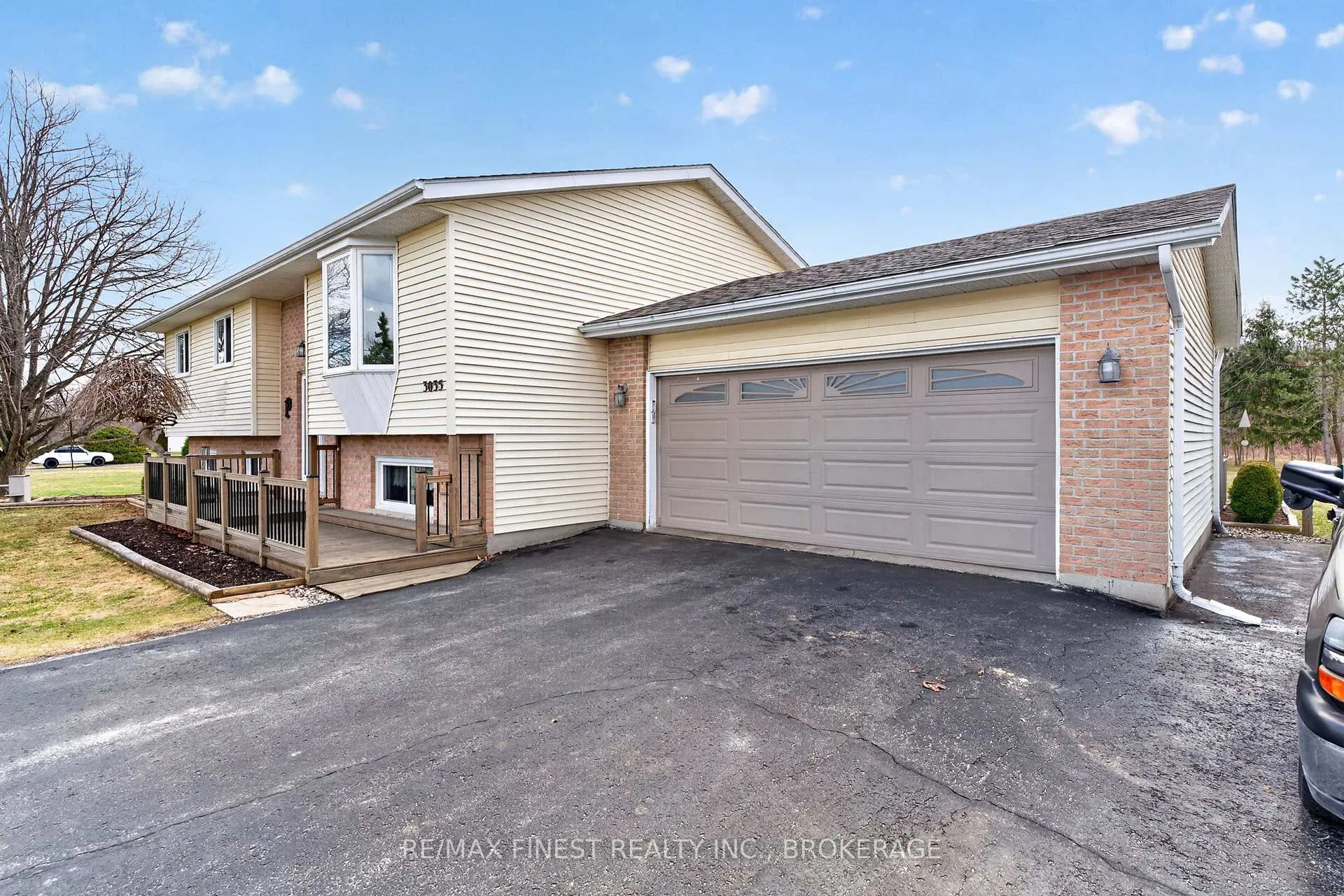 Photo 6 of 3035 Campbell Road, Frontenac, Frontenac South — HOMEH