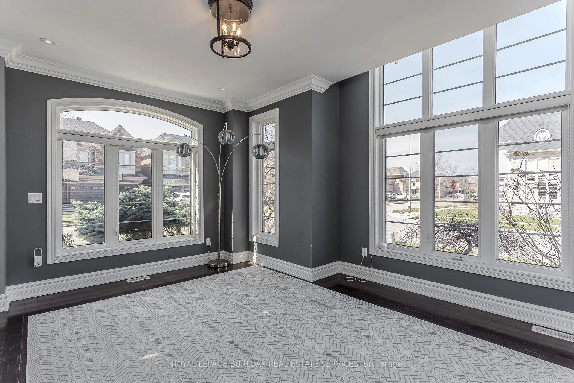 Photo 7 of 3200 Cotter Road, Burlington, Alton — HOMEH