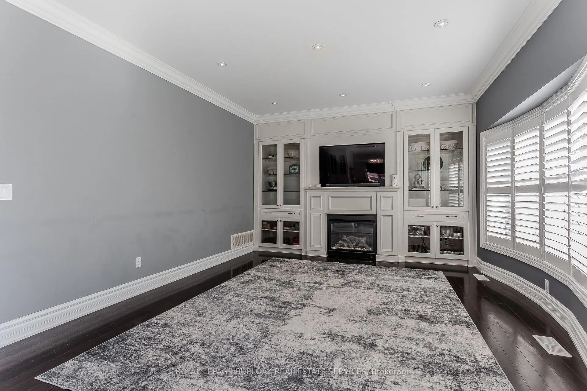 Photo 11 of 3200 Cotter Road, Burlington, Alton — HOMEH