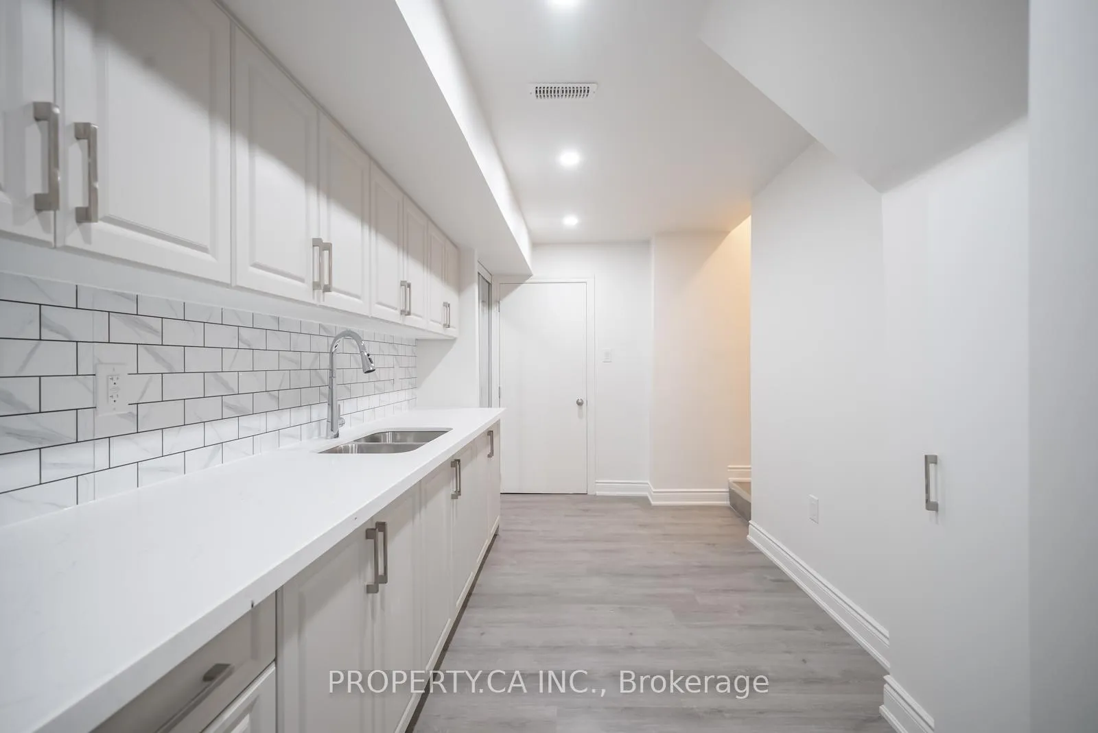 Photo 10 of Unit Bsmnt, 8 Cavesson Road, Brampton, Northwest Brampton — HOMEH