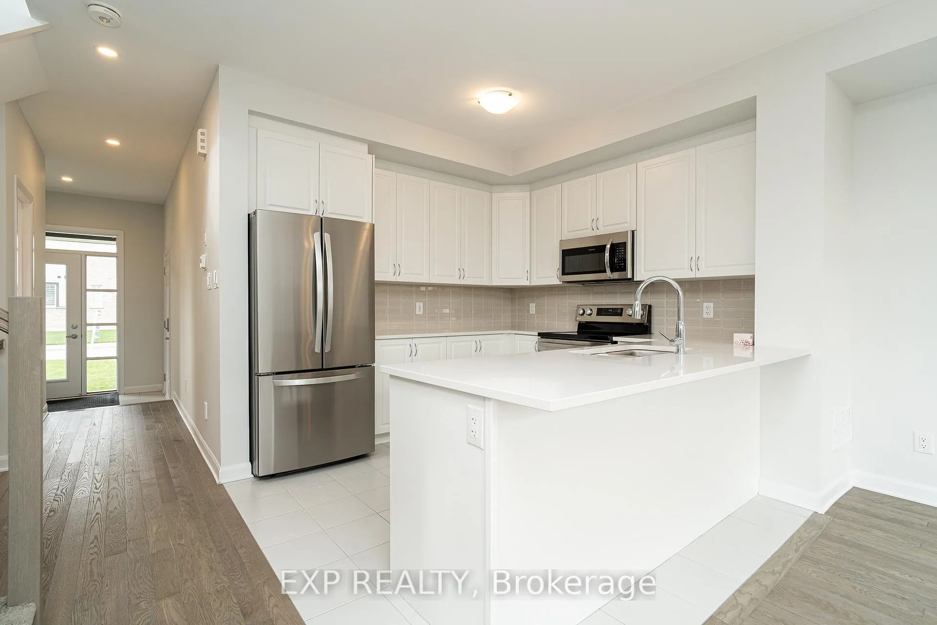 Photo 7 of 216 Shallow Pond Place, Ottawa, Avalon East — HOMEH
