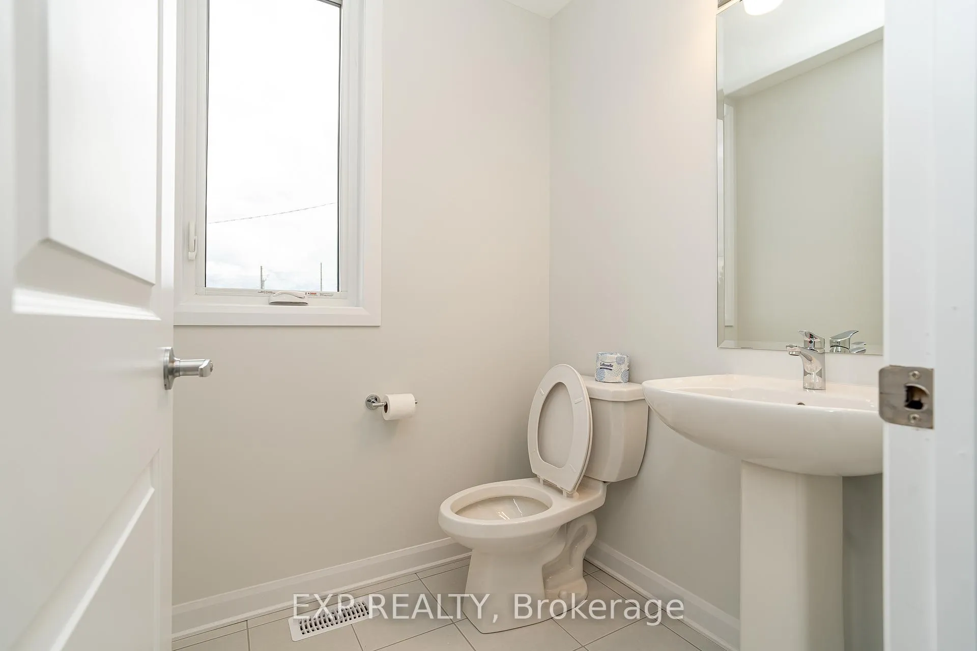 Photo 11 of 216 Shallow Pond Place, Ottawa, Avalon East — HOMEH