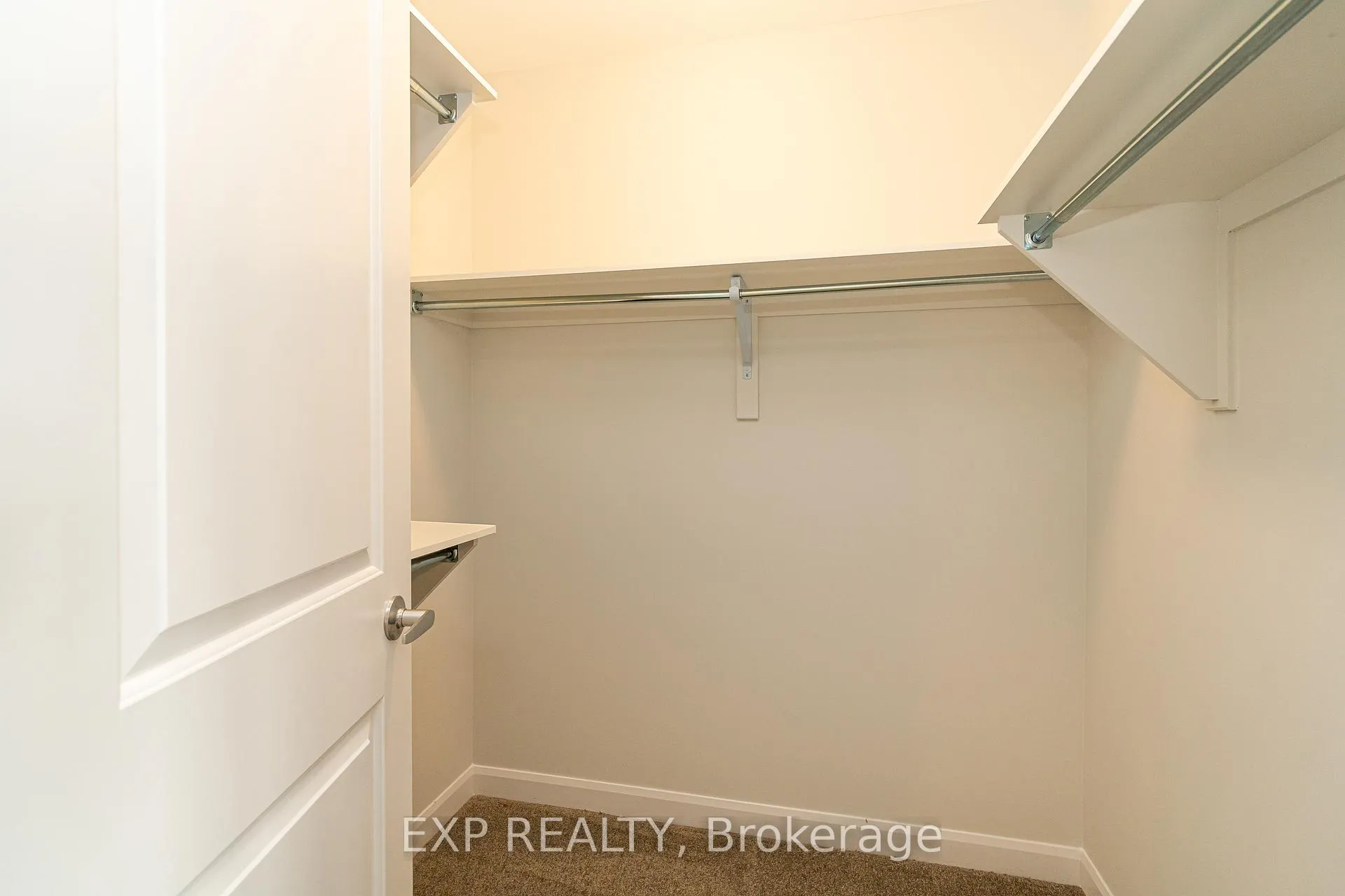 Photo 16 of 216 Shallow Pond Place, Ottawa, Avalon East — HOMEH