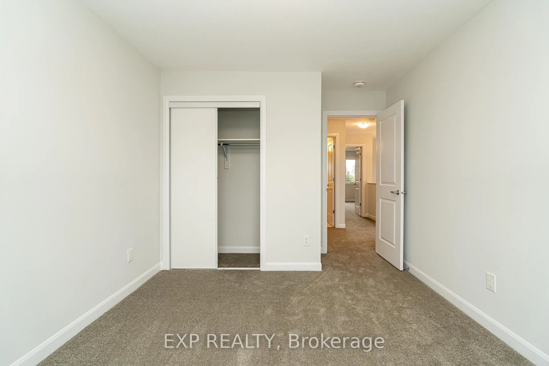 Photo 18 of 216 Shallow Pond Place, Ottawa, Avalon East — HOMEH