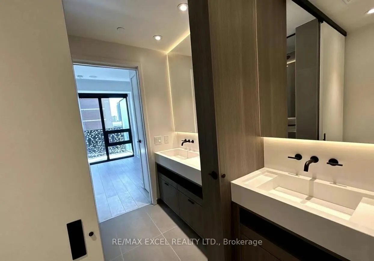 Photo 9 of Unit 3508, 55 Charles Street E, Toronto, Church-Yonge Corridor — HOMEH