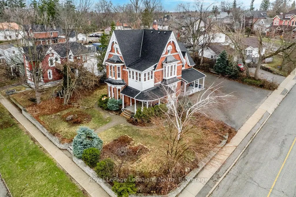Photo 1 of 3 Peel Street, Barrie, Wellington — HOMEH